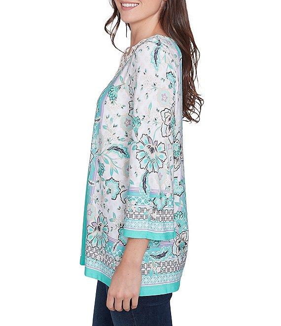 Ruby Rd. Petite Size Crepe Knit Printed Lace Trim V-Neck 3/4 Sleeve Top Product Image