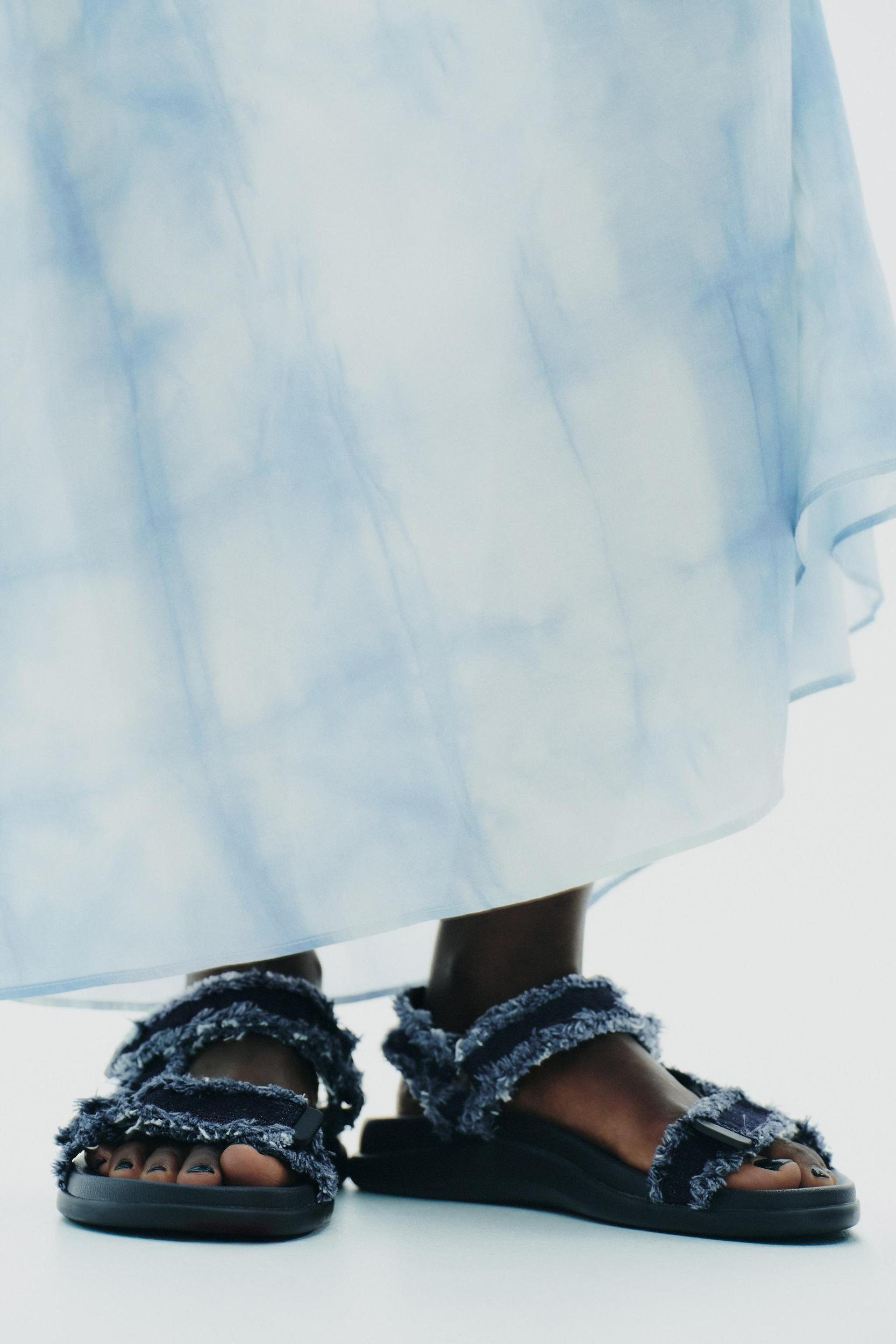 DENIM PLATFORM SANDALS Product Image