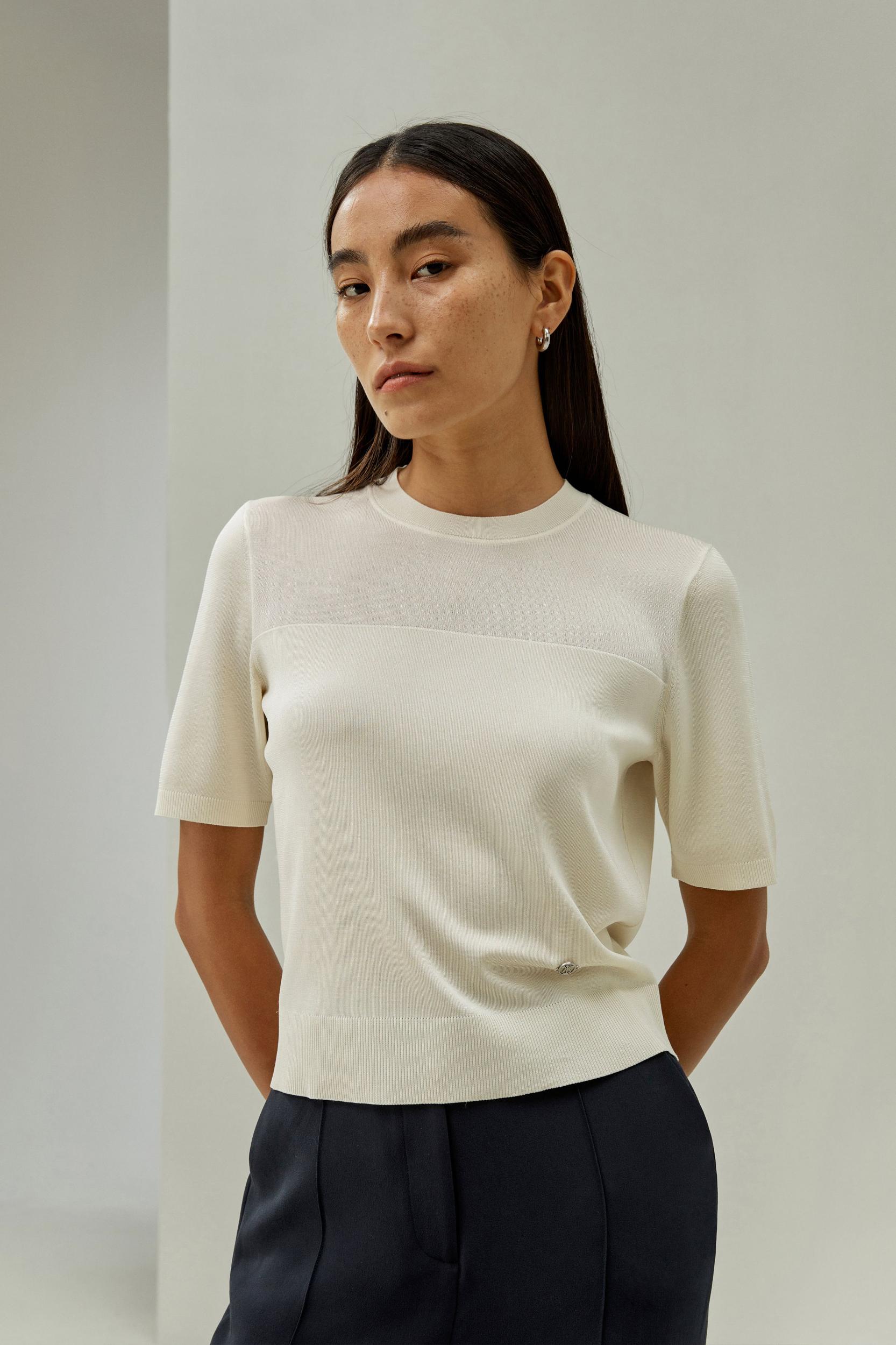 Sophisticated Dual-Knit Silk T-Shirt Product Image