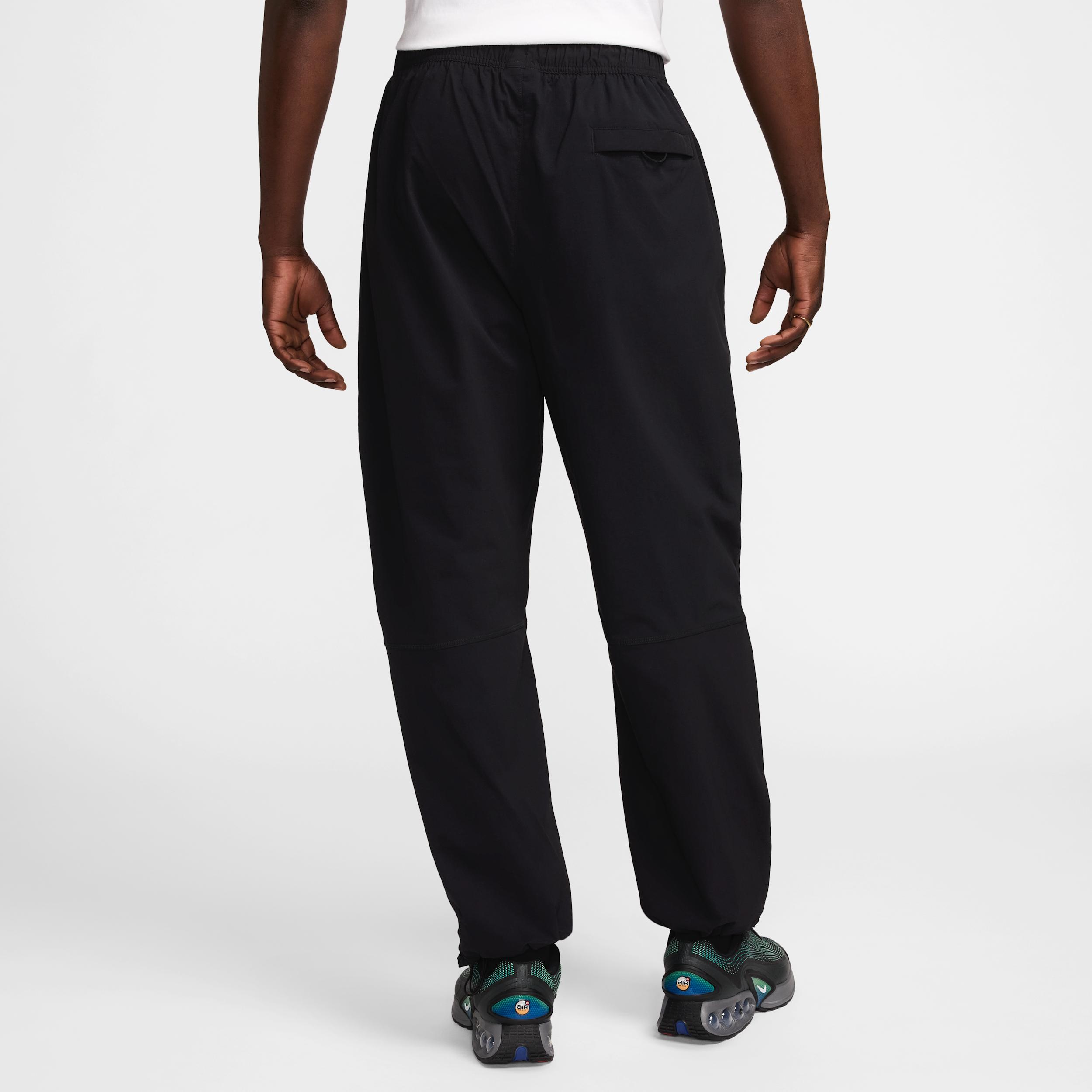 Nike Men's Tech Woven Oversized Pants Product Image
