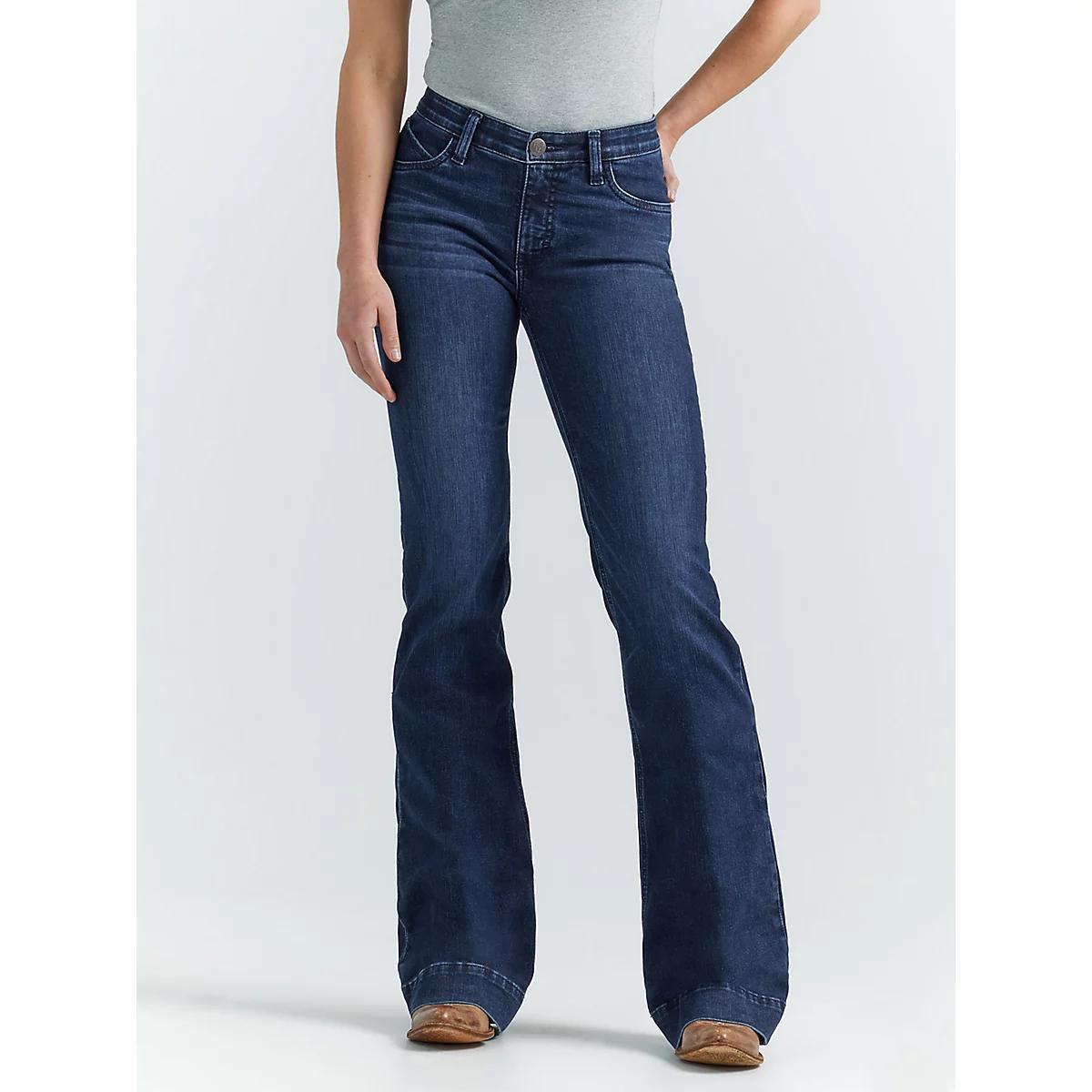 Women's Wrangler Ultimate Riding Jean Willow Mid-Rise Trouser in Sloane Product Image