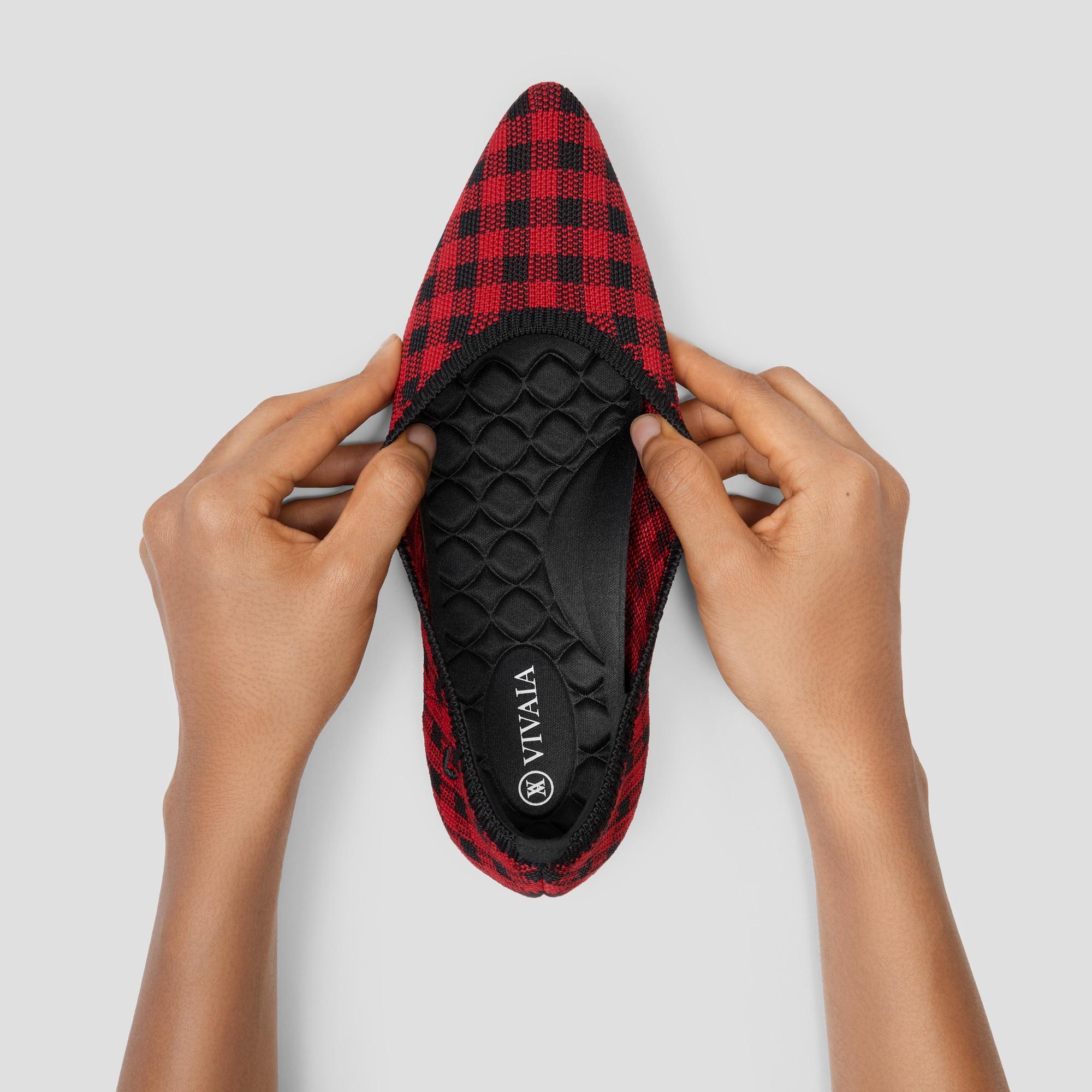 Lightweight Pointed-Ballet Flats (Aria Walker) Product Image