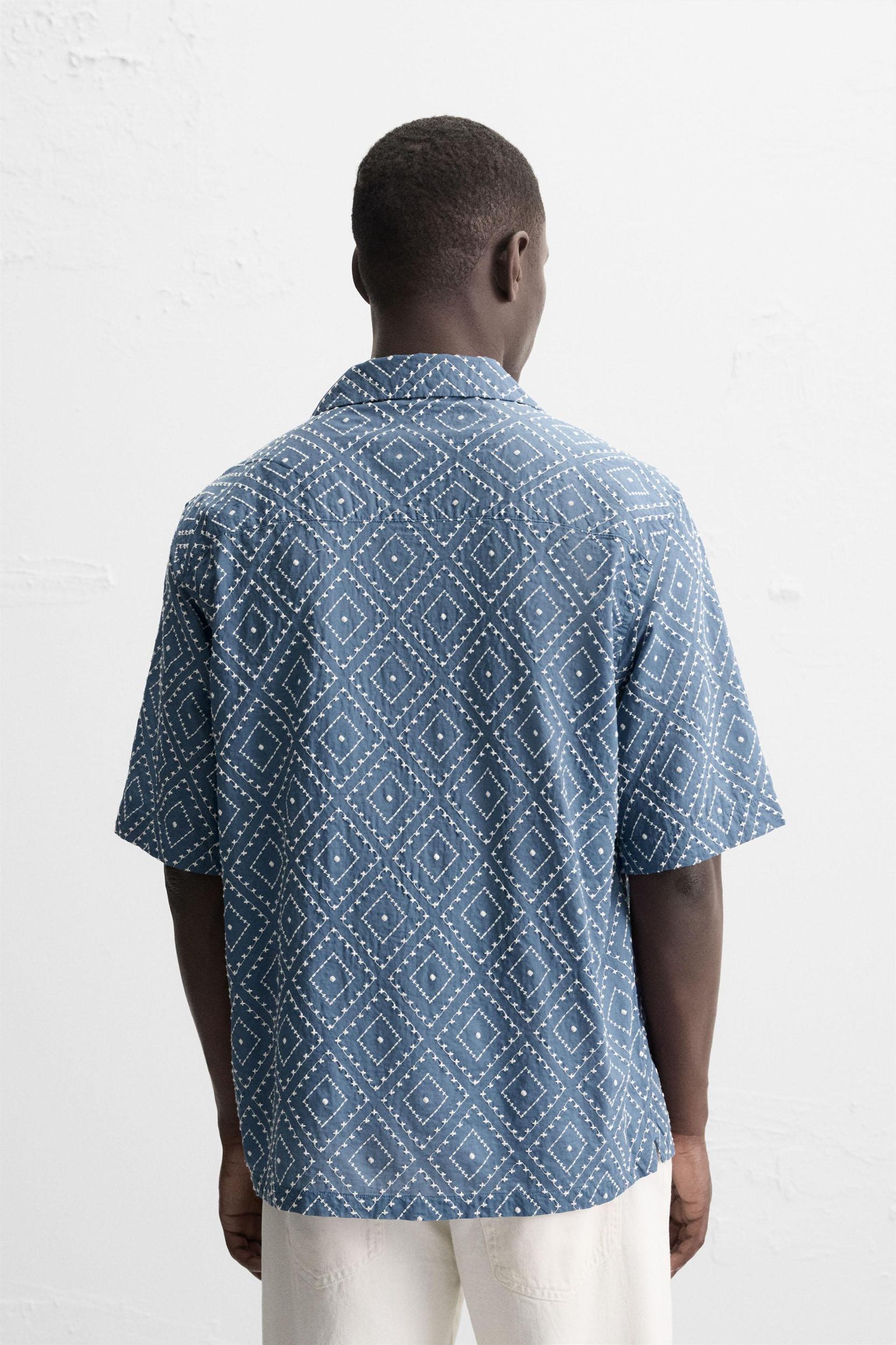 CONTRAST EMBROIDERY SHIRT Product Image