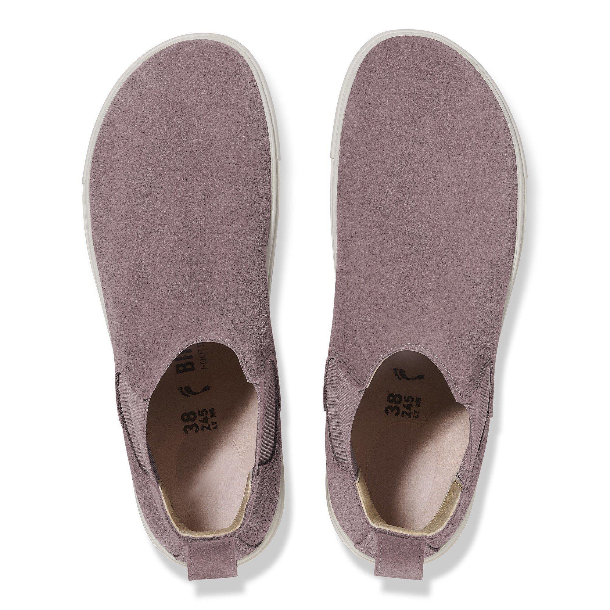 Bend Chelsea Suede Leather Product Image