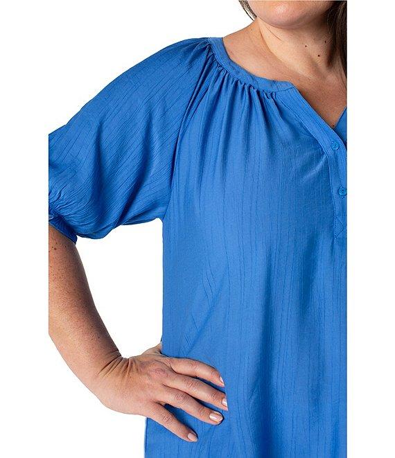 Liverpool Los Angeles Plus Size Crinkle Woven Split V-Neck Short Sleeve Blouse Product Image