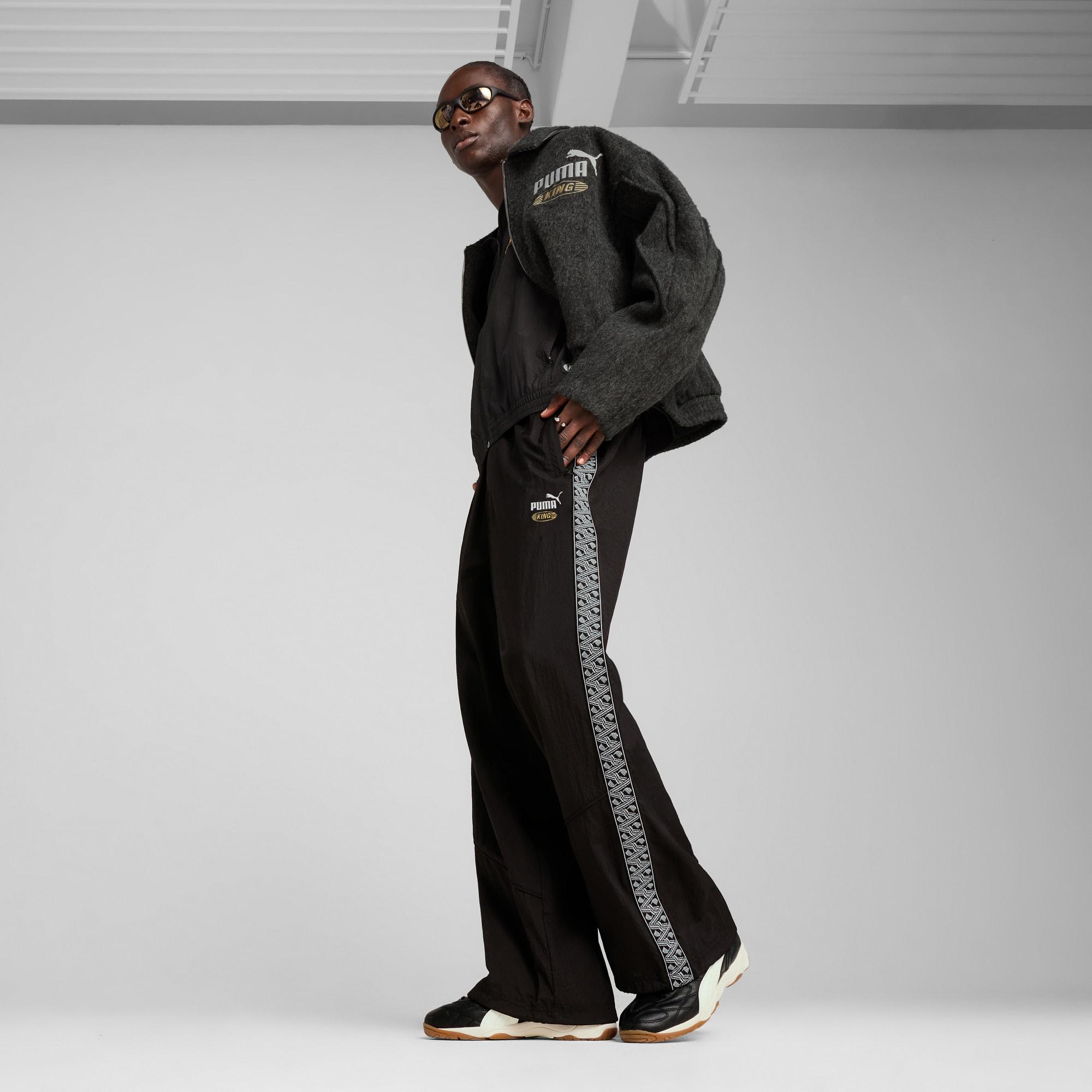 King Indoor Sneakers Product Image