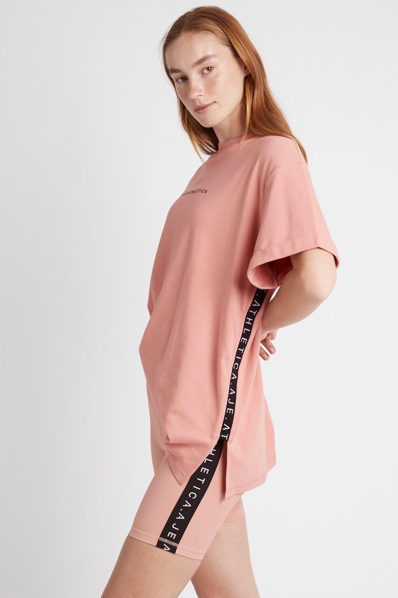 Logo T-Shirt 102 Product Image