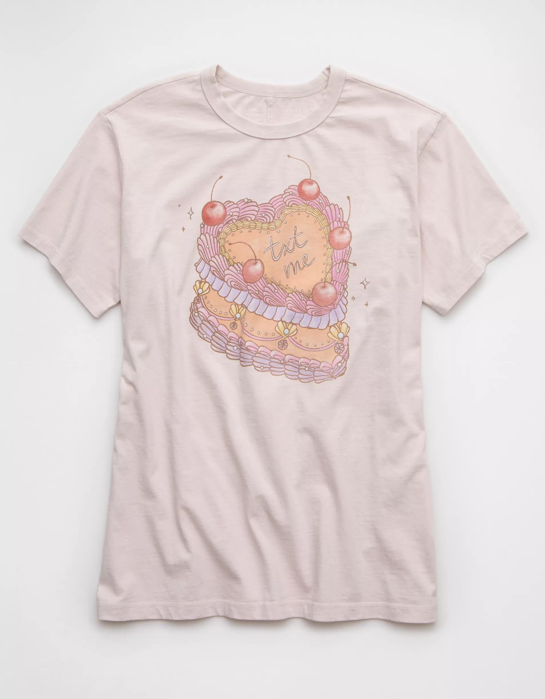 AE Oversized Valentine's Day Graphic T-Shirt Product Image