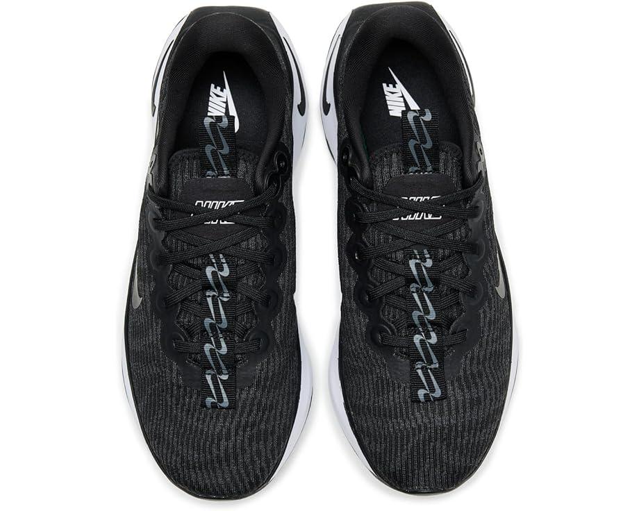 Women's Nike Motiva Product Image