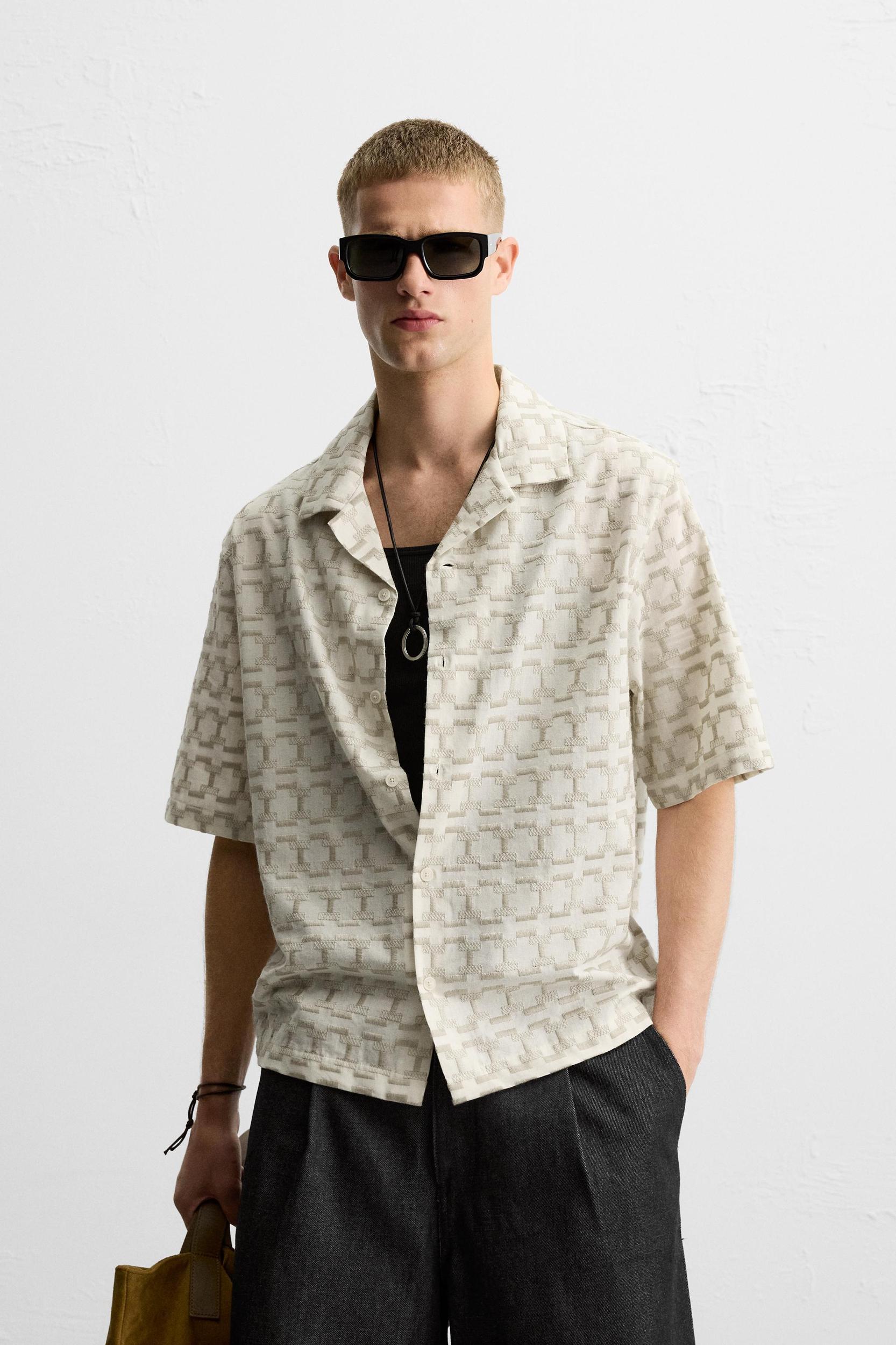 GEOMETRIC EMBROIDERED SHIRT Product Image