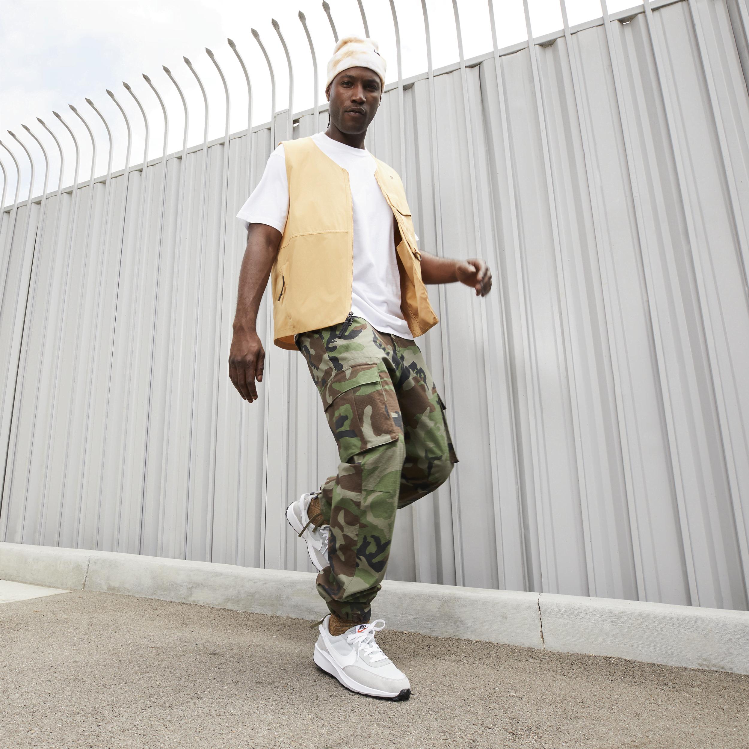 Nike Men's Waffle Debut Shoes Product Image