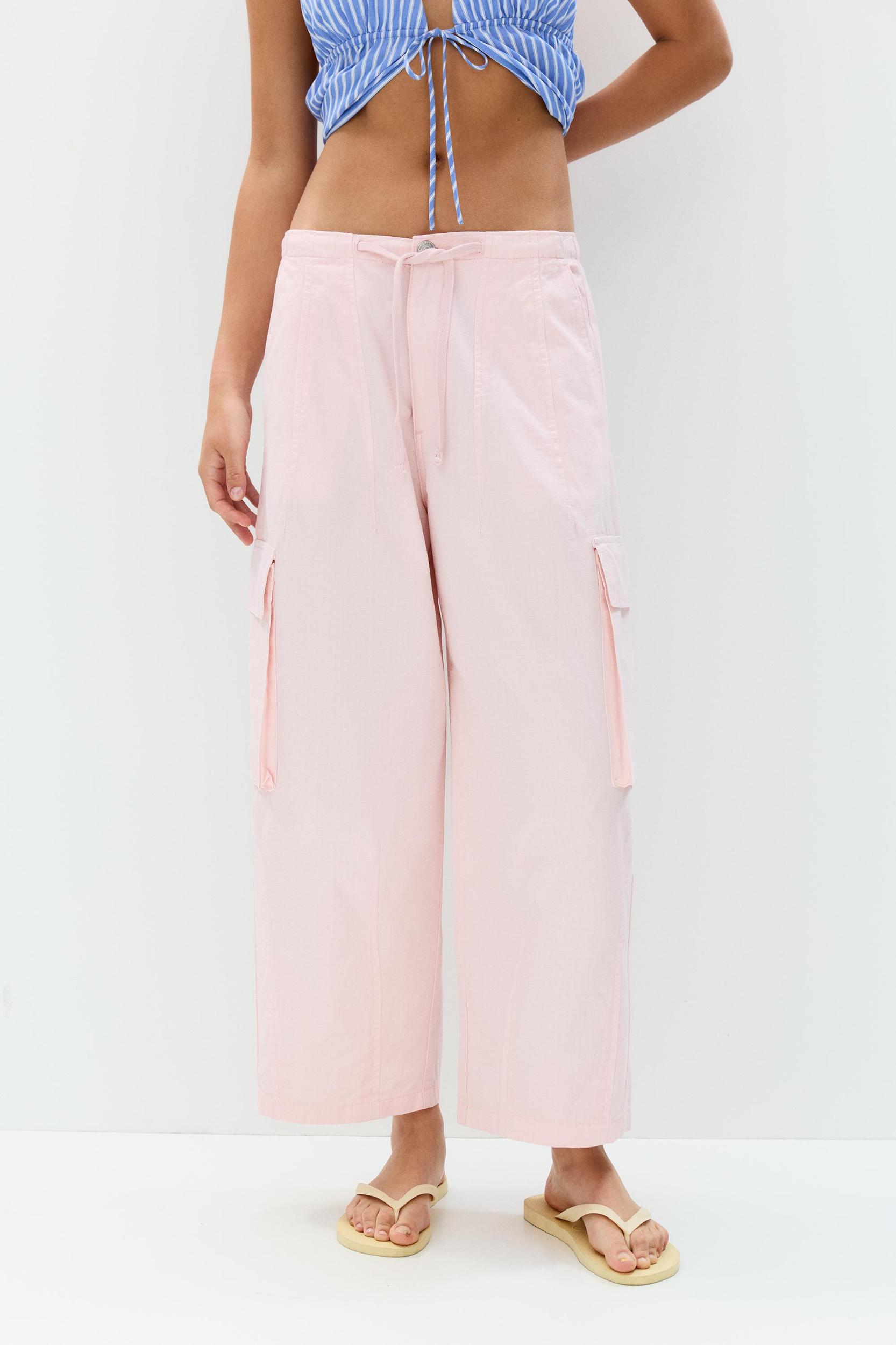 Technical balloon fit cargo pants Product Image