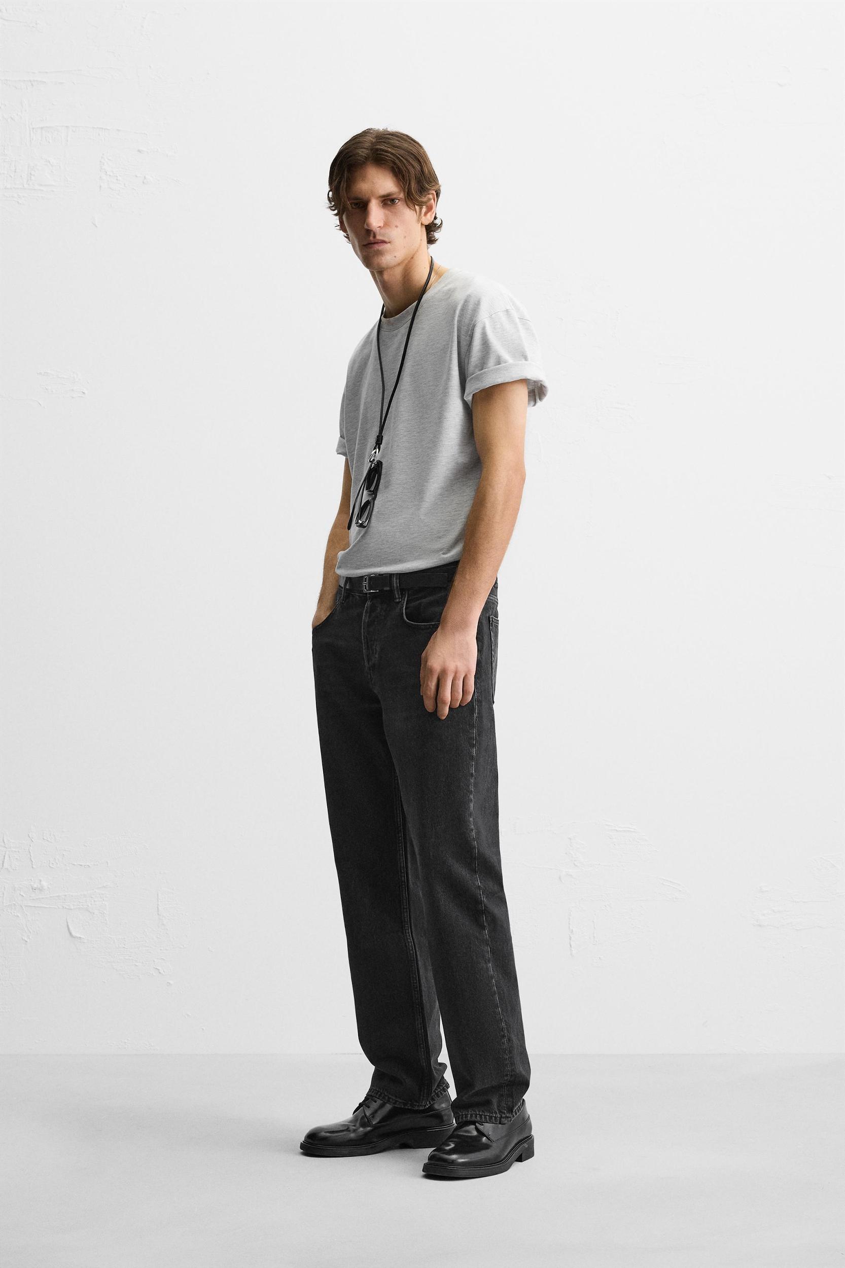 STRAIGHT FIT JEANS Product Image