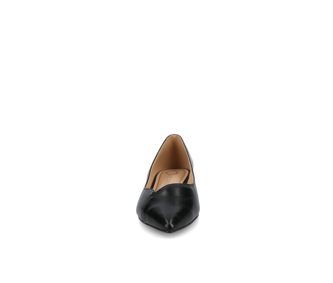 Women's Journee Collection Carmin Flats Product Image
