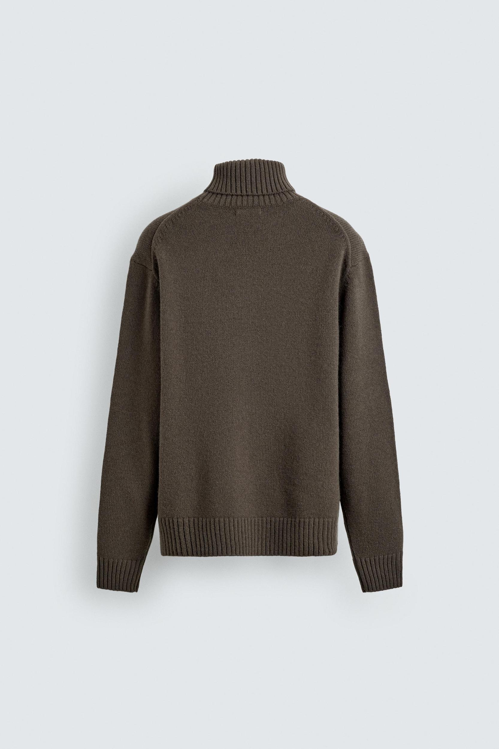 WOOL TURTLENECK JUMPER Product Image