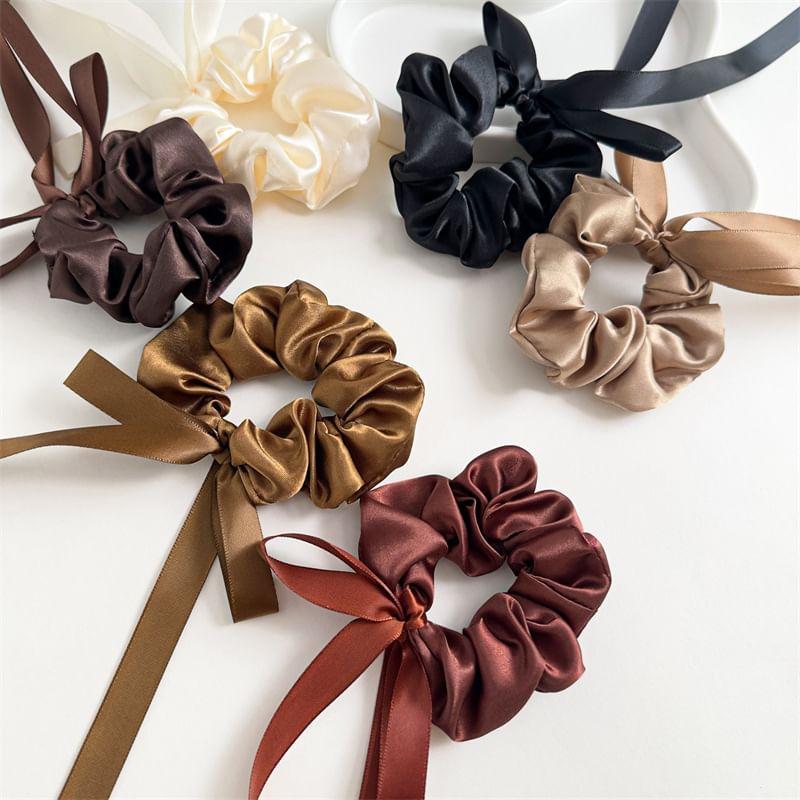Ribbon Scrunchie Product Image