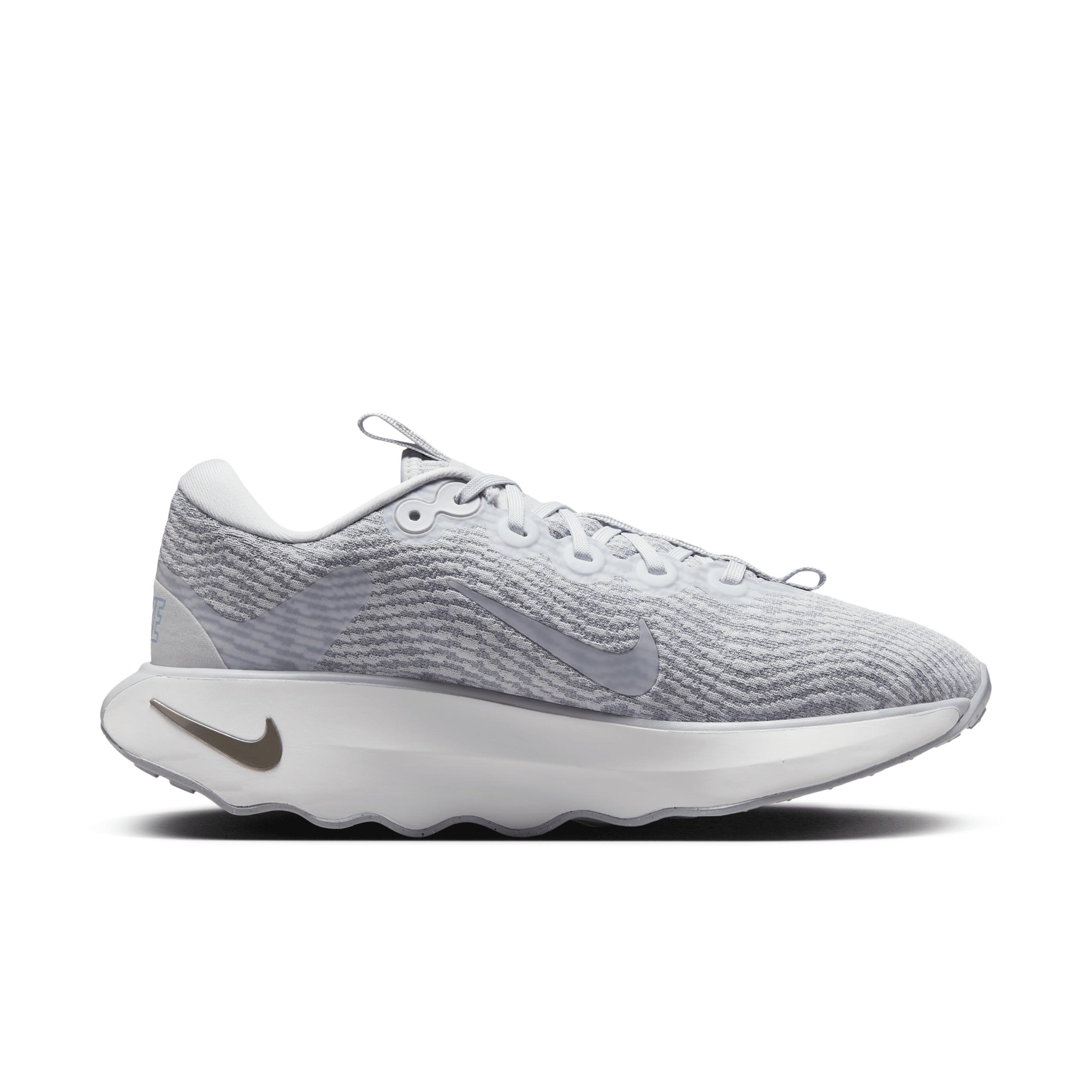 Nike Women's Motiva Walking Shoes Product Image