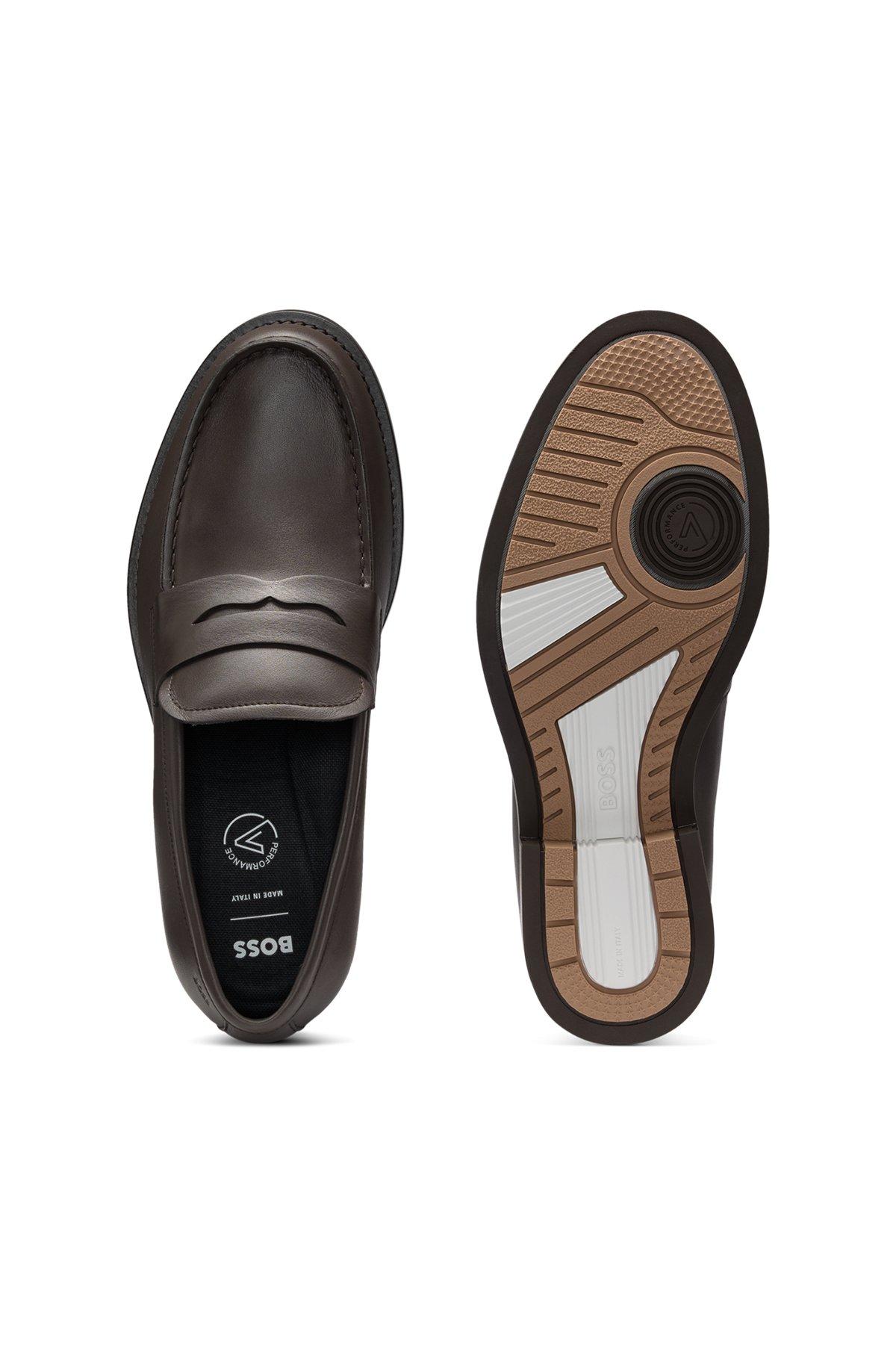 Dressletic loafers in soft leather Product Image