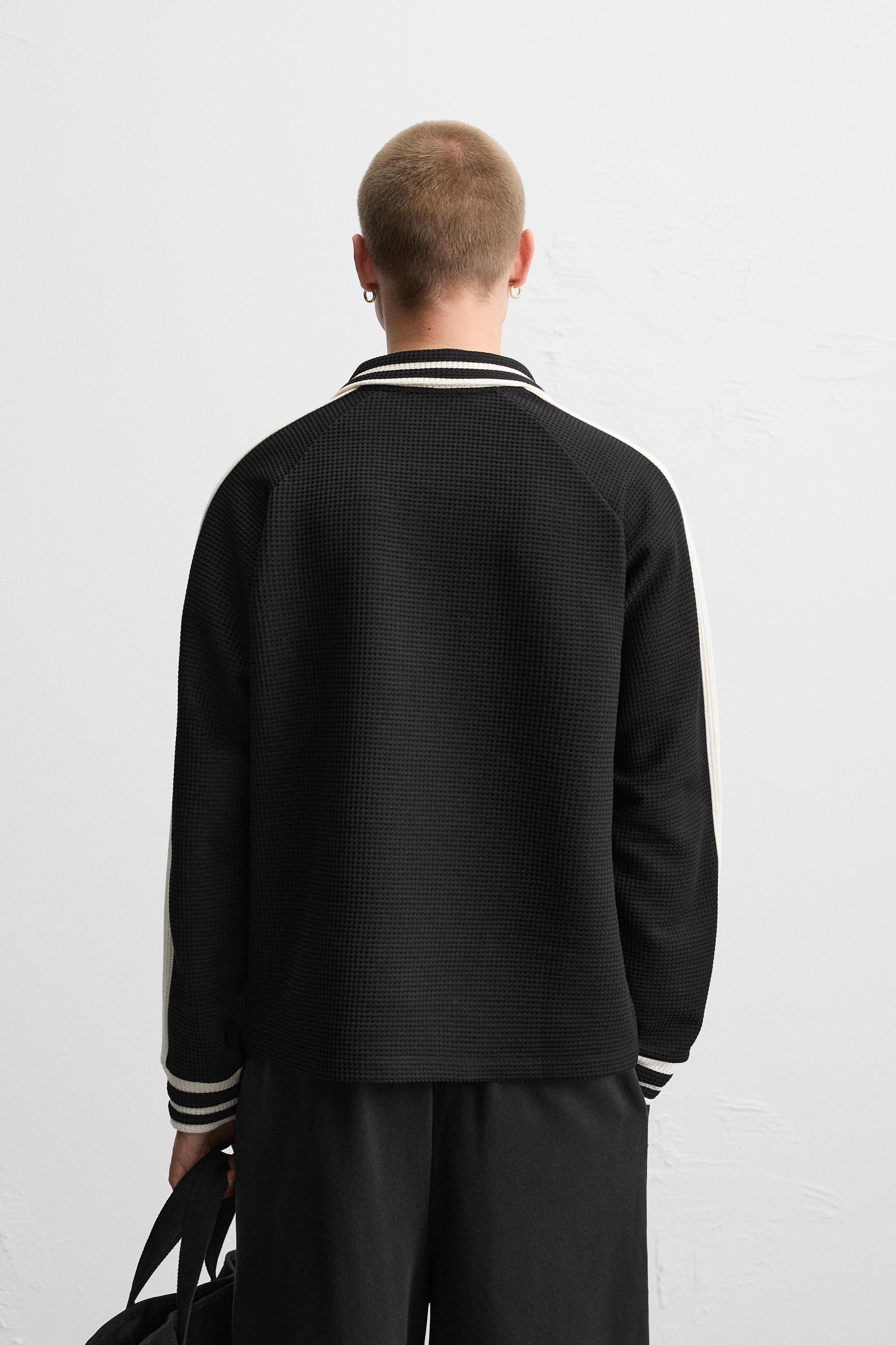 RETRO SOCCER TEXTURED SWEATSHIRT Product Image