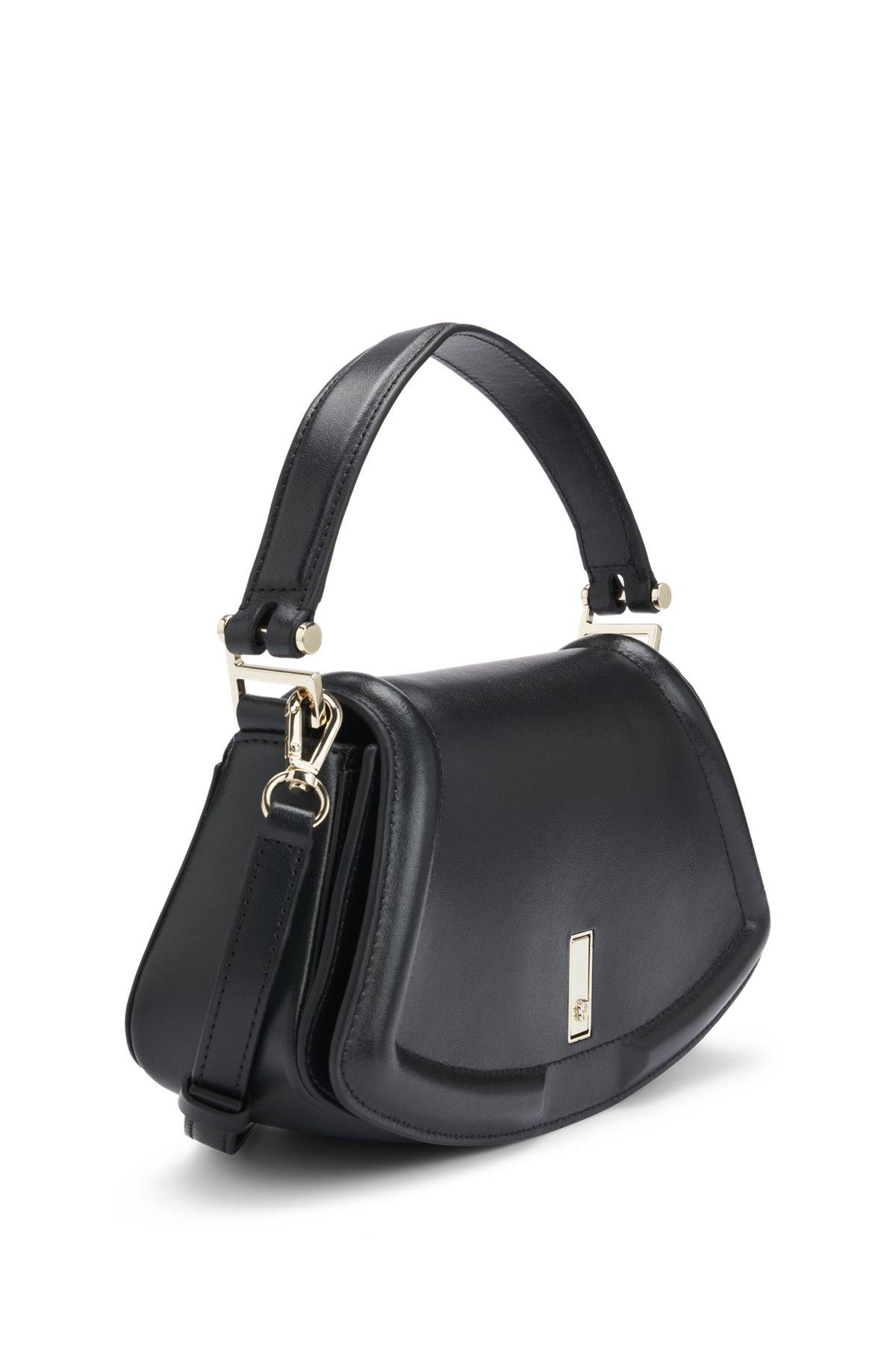 Ariell shoulder bag in leather Product Image
