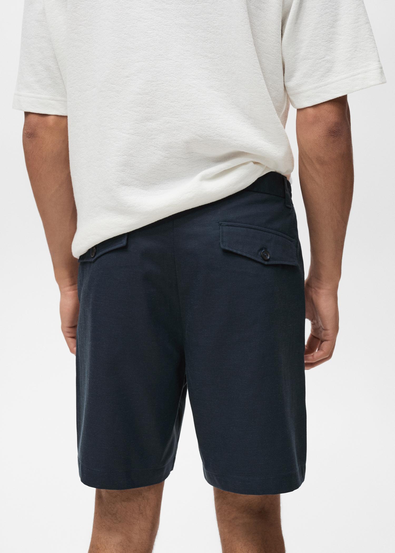 Straight fluid bermuda shorts - Men | MANGO USA Product Image