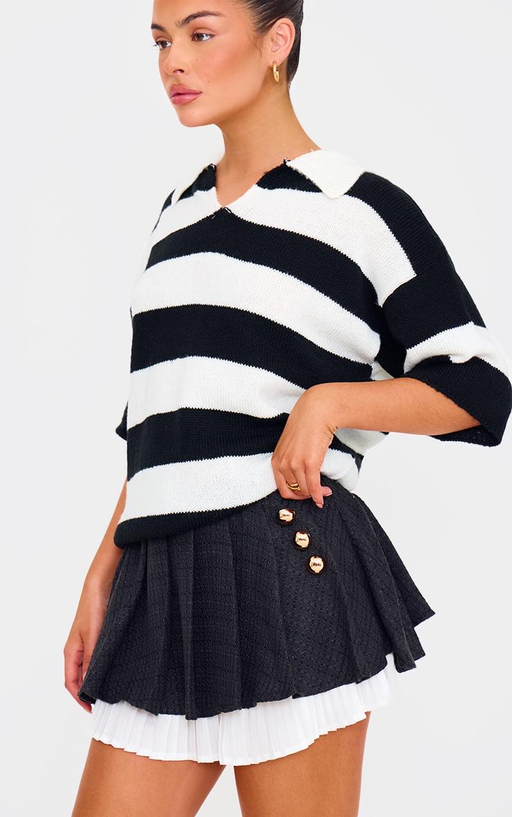 Black Pleated Textured Boucle Mini Skirt Product Image