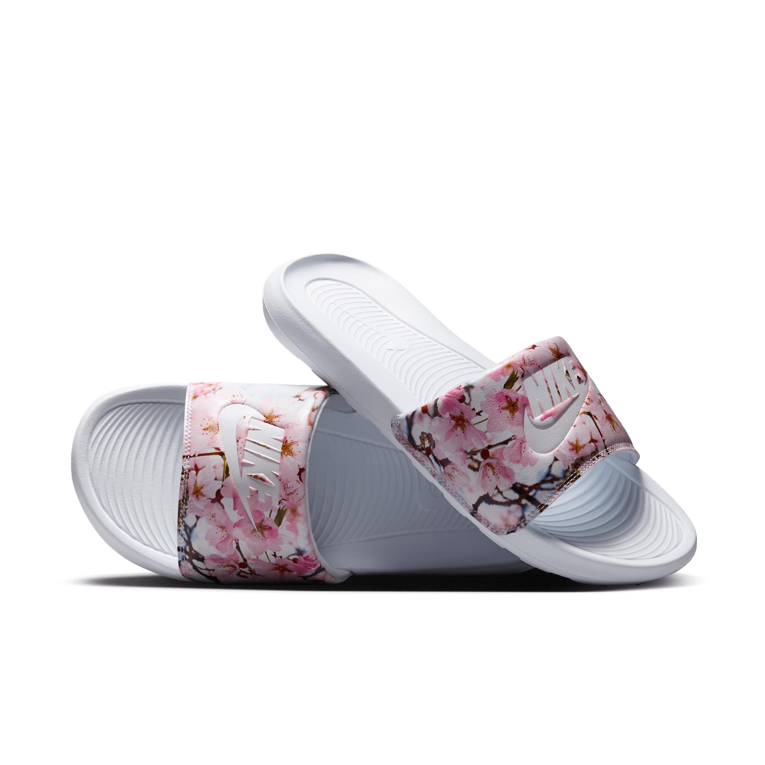 Nike Women's Victori One Slides Product Image