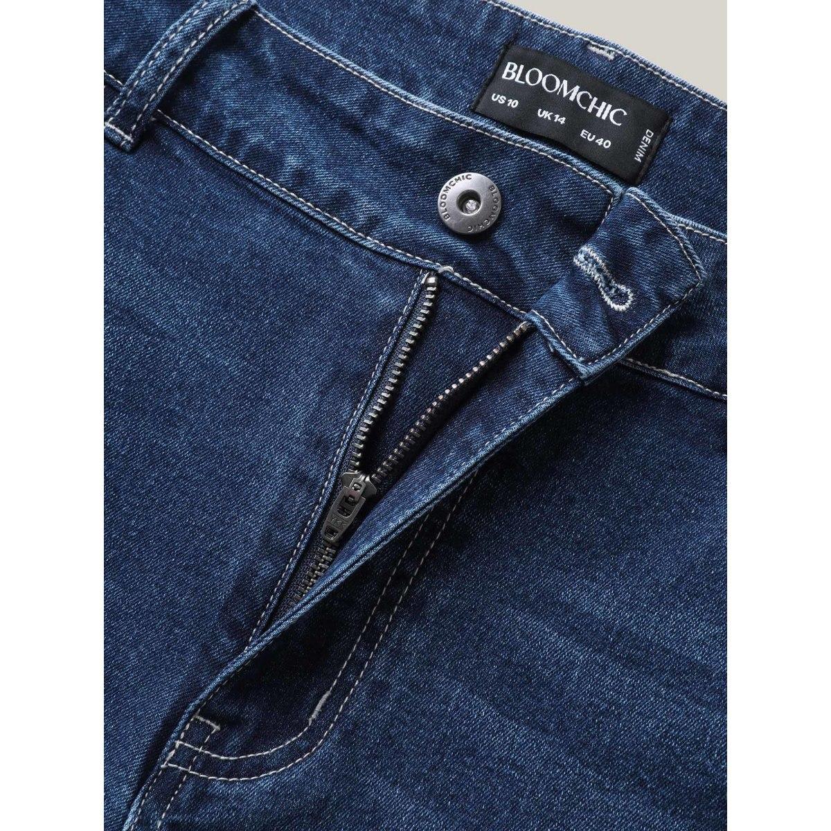 Plus Size Stretchy 5 Pockets Skinny-Fit Crop Jeans Women Darkindigo Leisure Medium stretch Slanted pocket Jeans BloomChic 22/3X Product Image