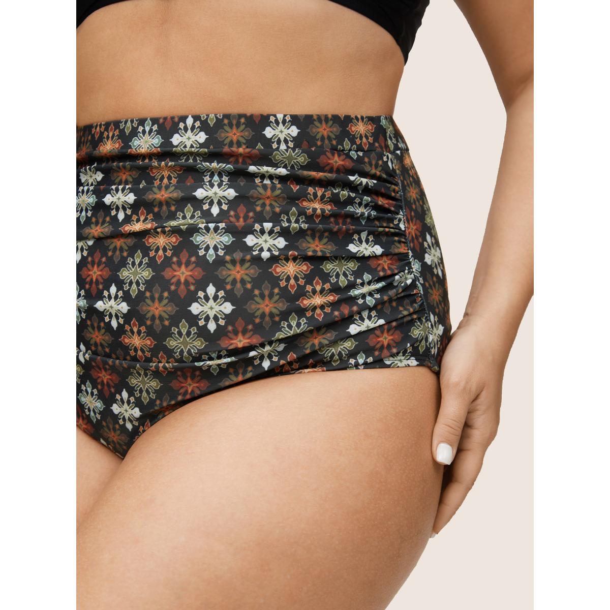 Plus Size Bandana Print Gathered High Rise Swim Bottom Women's Swimwear Black Beach Non High stretch Skinny High Rise Curve Swim Bottoms BloomChic 14-16/1X Product Image