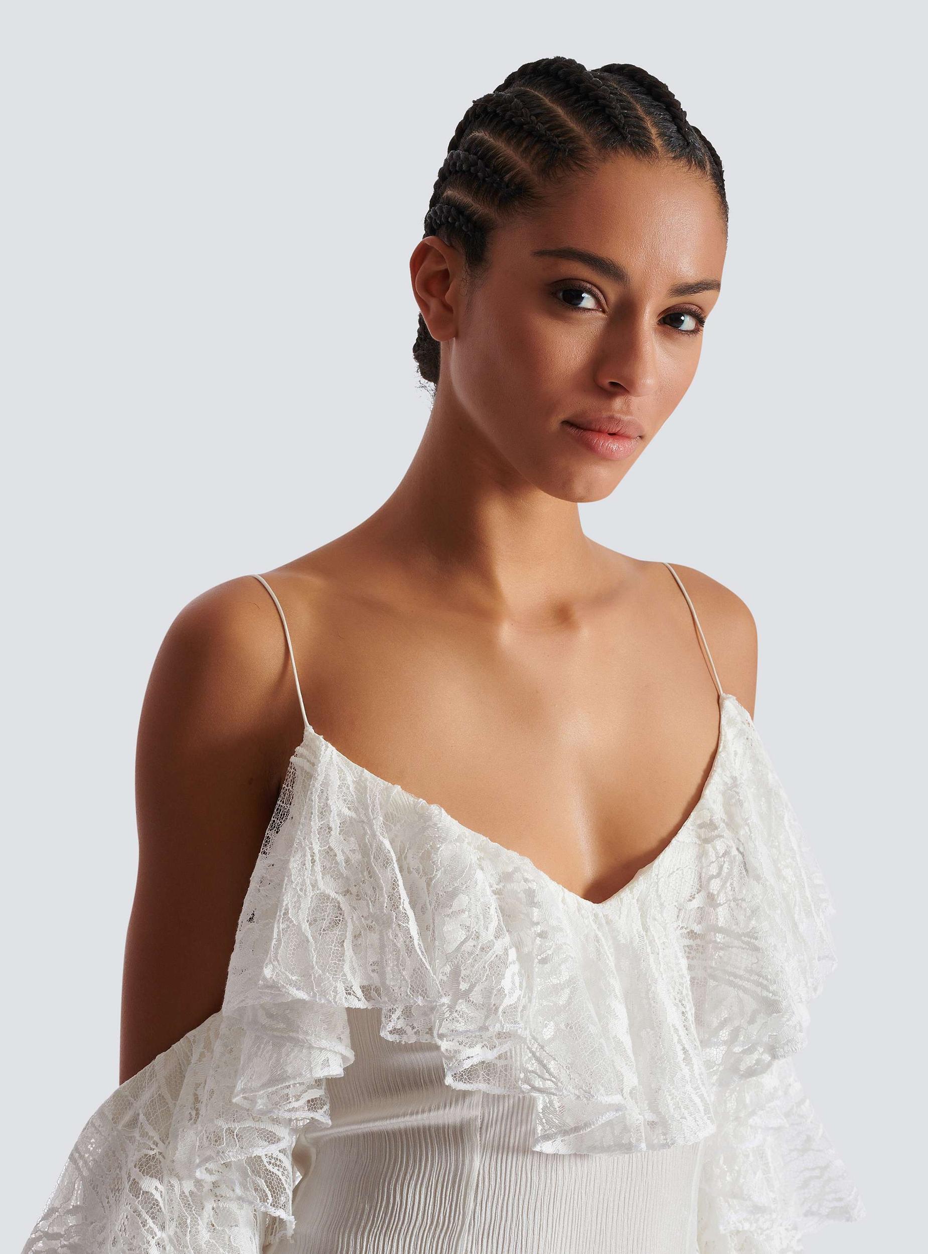 Flowing dress with lace ruffles Product Image