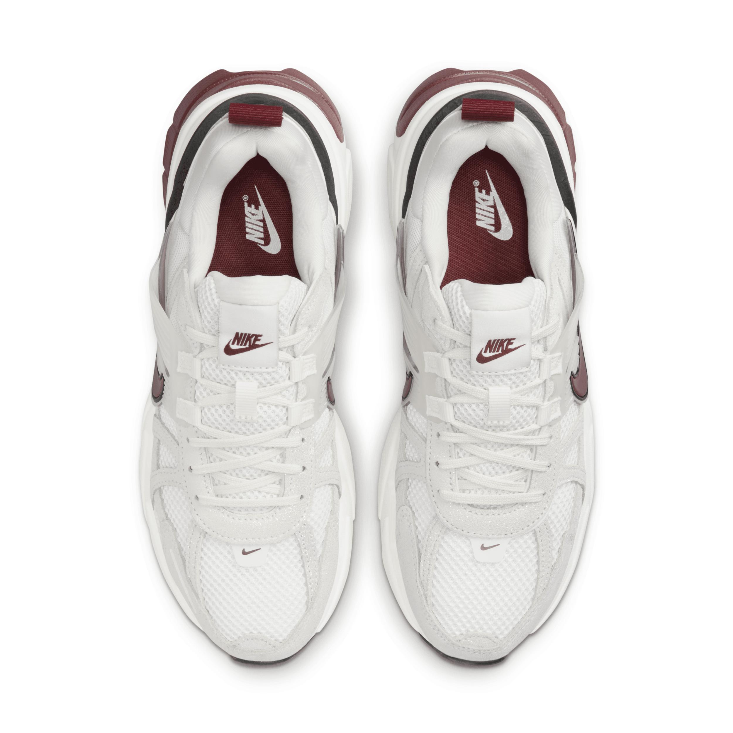 Nike Womens V2K Run SE Shoes | HQ3500-100 Product Image