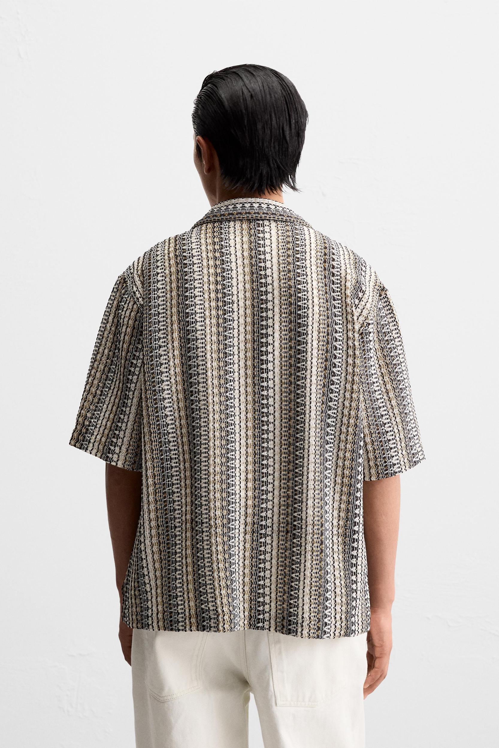 GEOMETRIC JACQUARD SHIRT Product Image