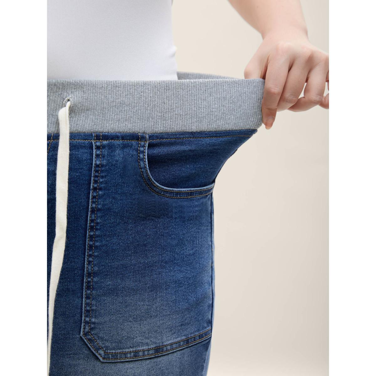 Plus Size Skinny Fit Classic Mid-Rise Jeans Women Darkindigo Medium stretch Slanted pocket Jeans BloomChic 24/3X Product Image