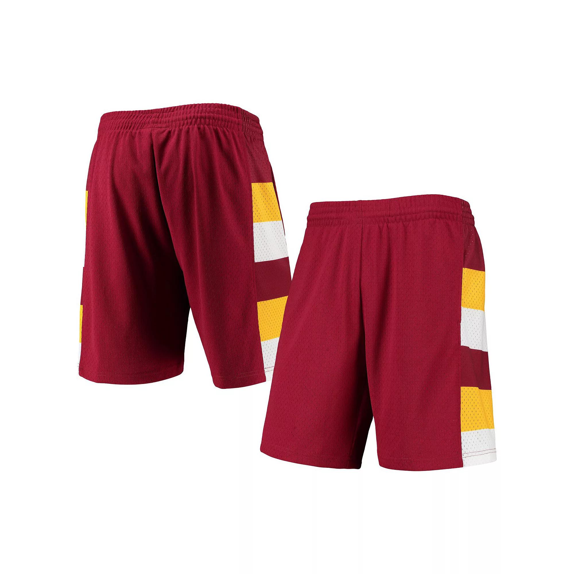 Men's Mitchell & Ness Wine Cleveland Cavaliers 1979-80 Hardwood Classics Swingman Shorts,  Product Image