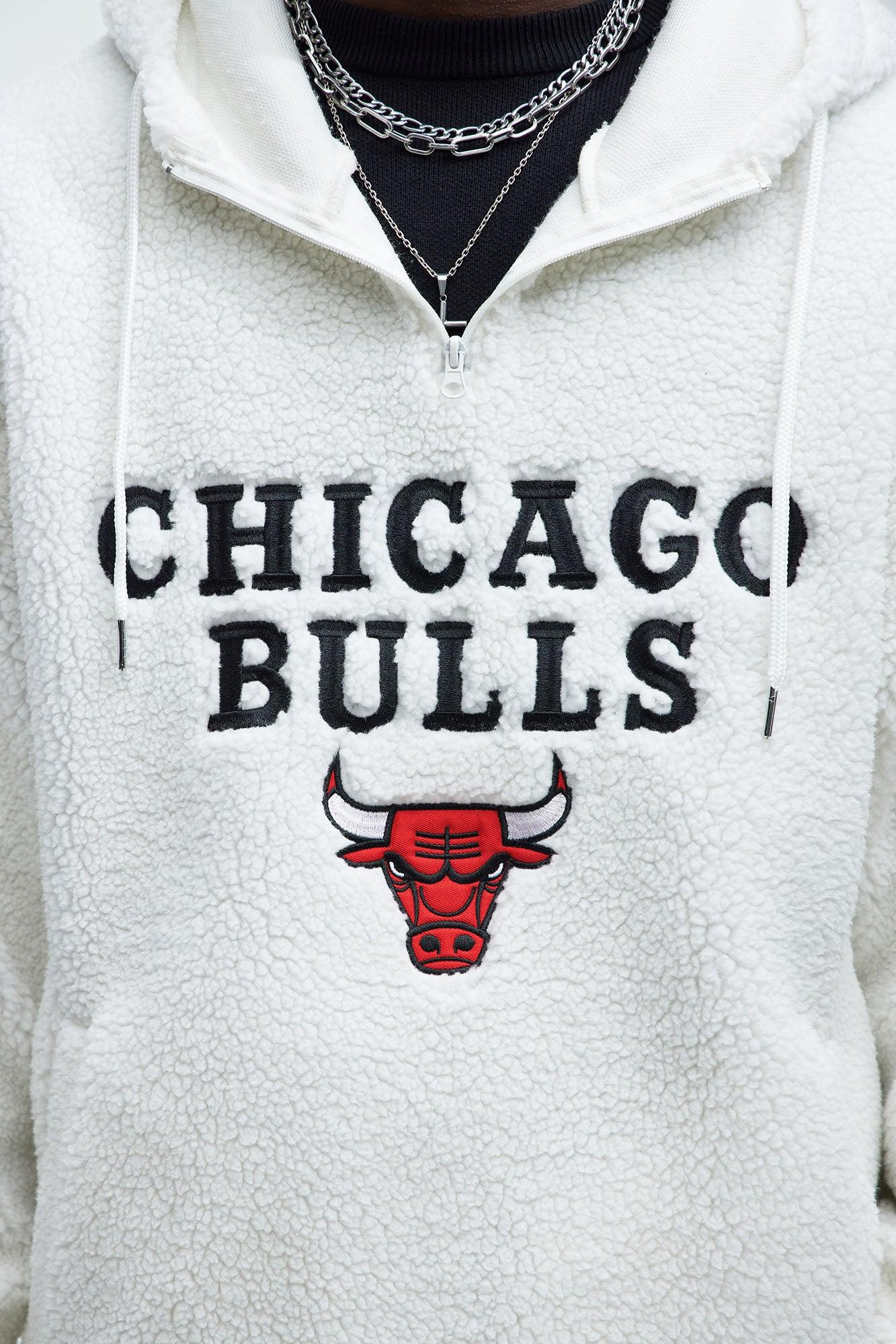 Bulls Sherpa Hoodie - White Product Image