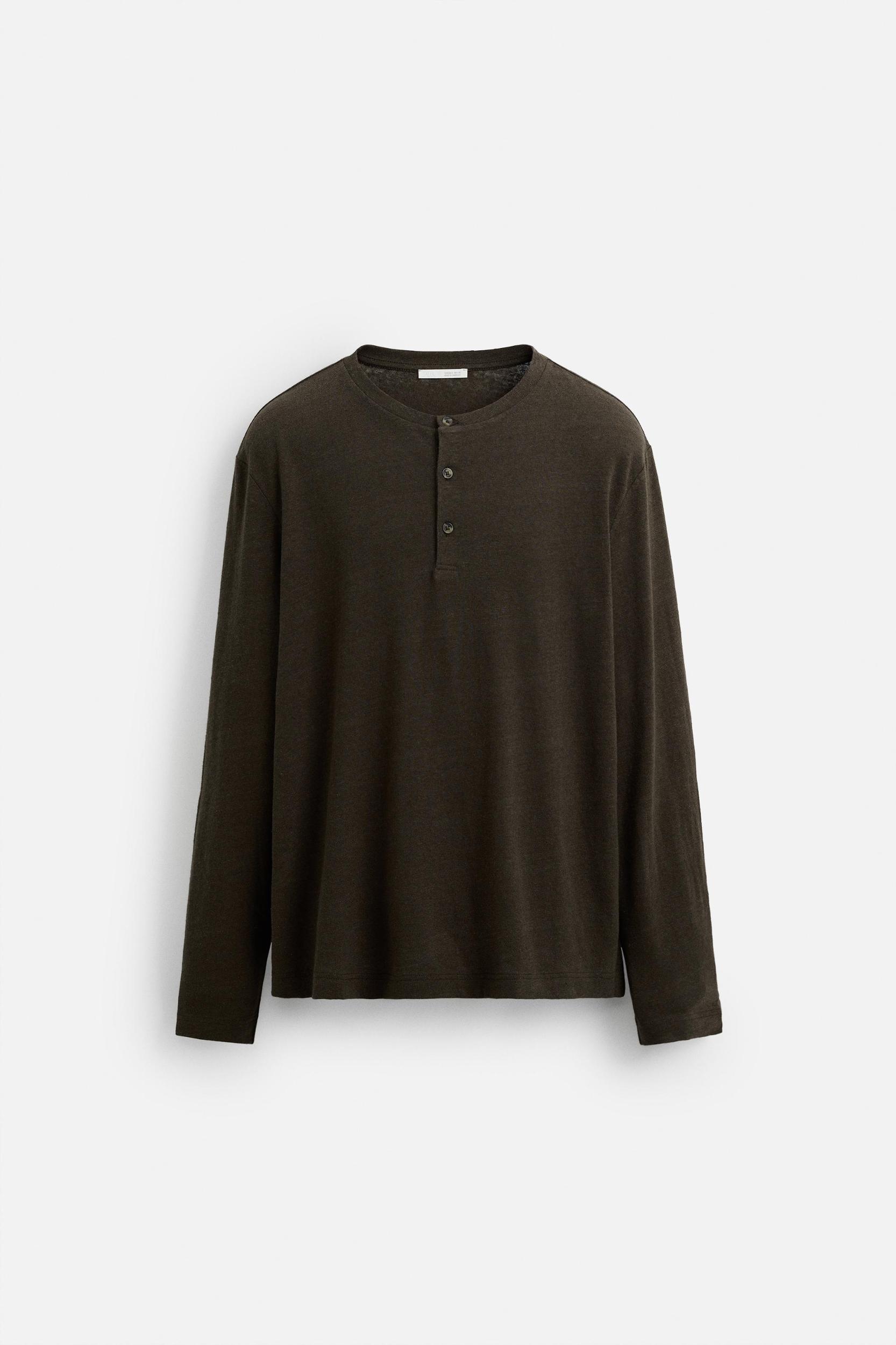 COTTON LINEN BLEND BUTTON NECK T-SHIRT Product Image