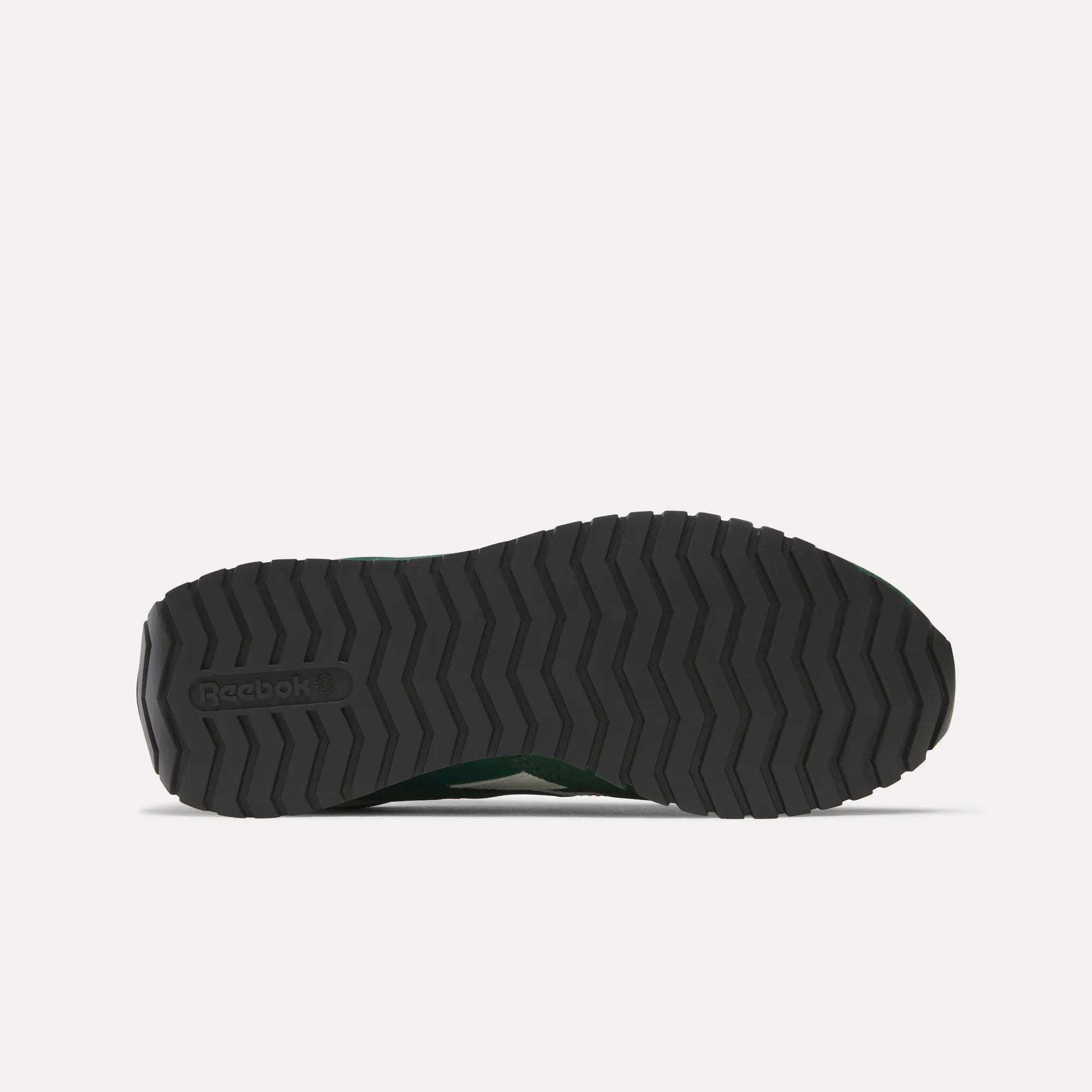 Women's Classic AZ Shoes Female Product Image