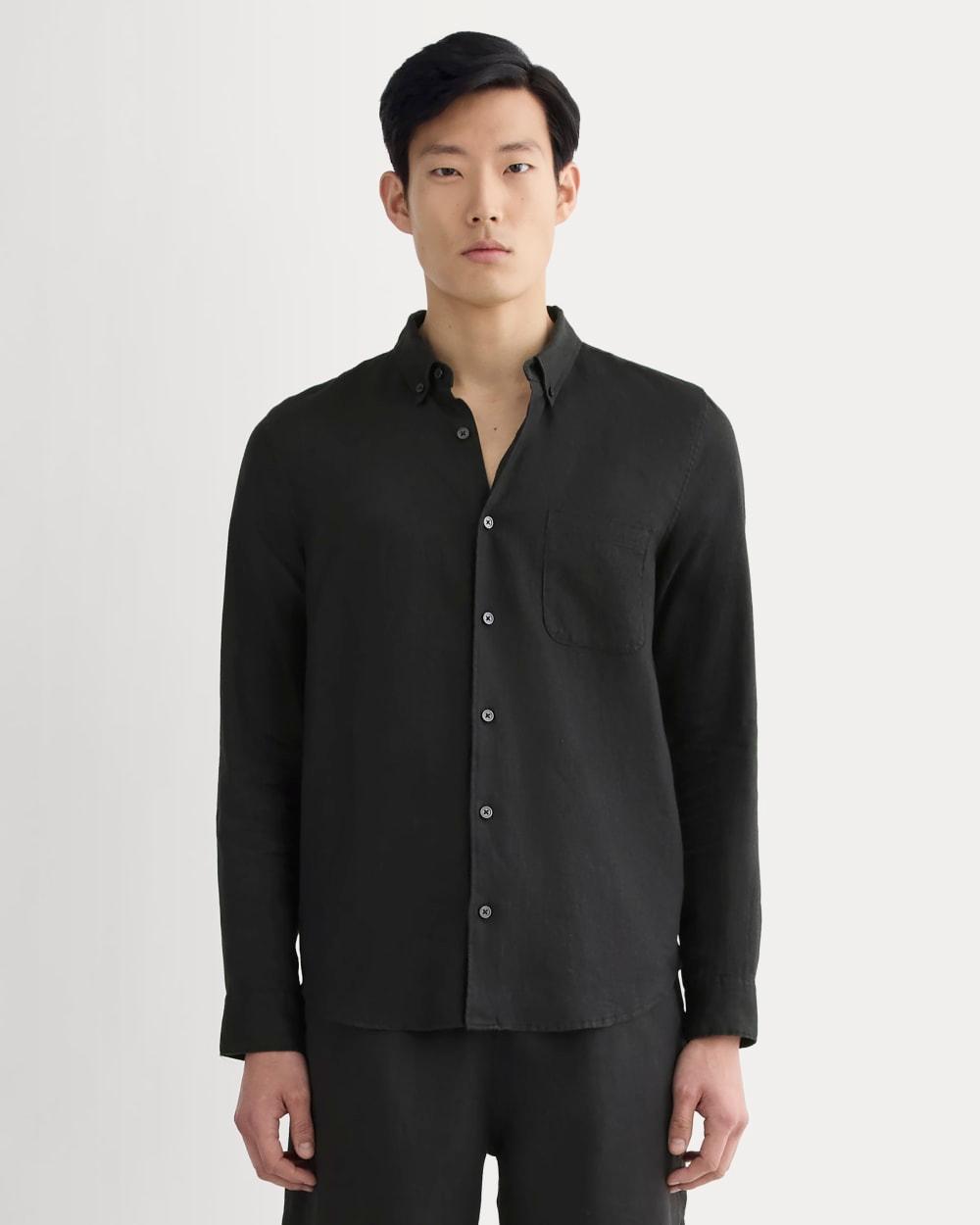 Mens Classic Shirt in Linen by Everlane Product Image