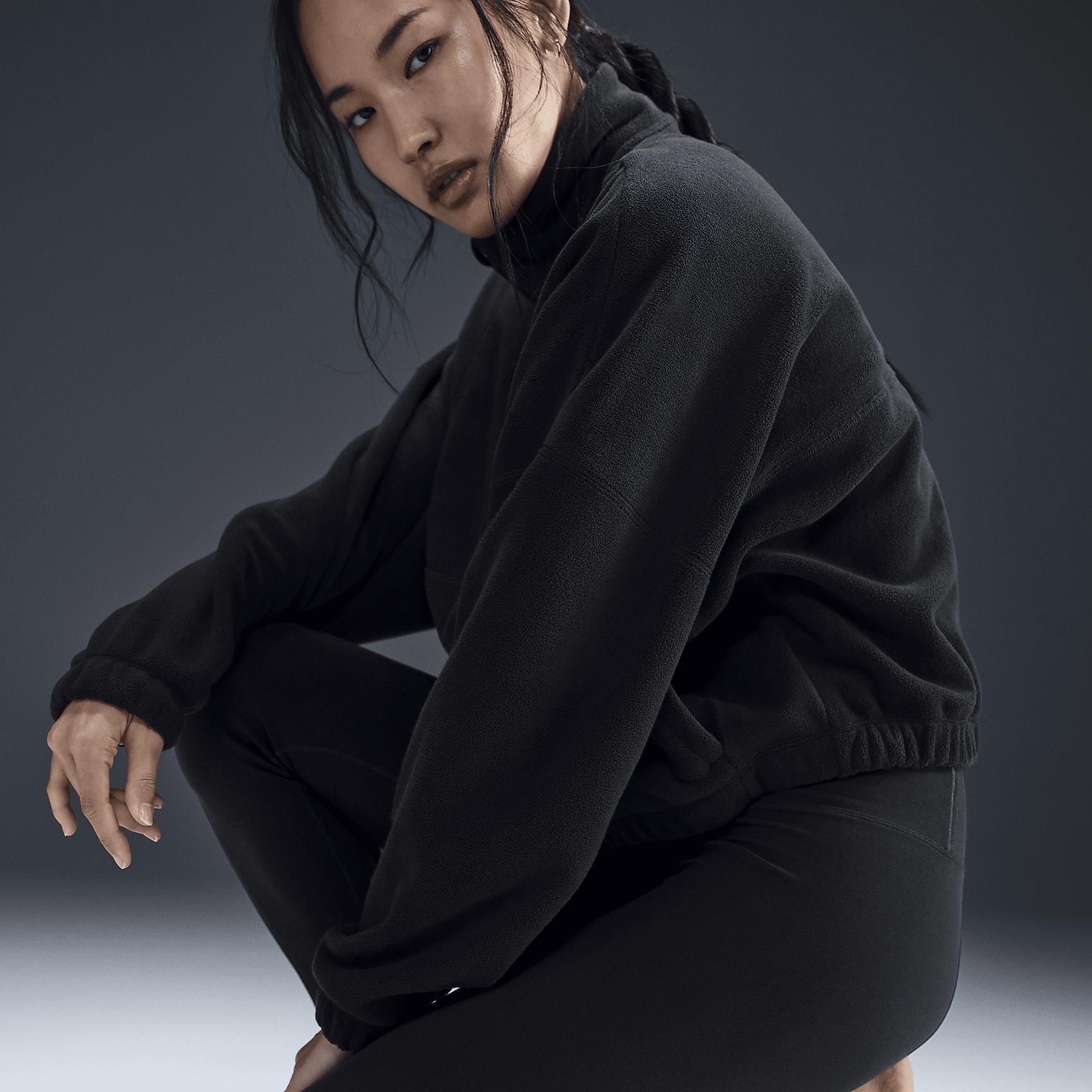 Nike Womens One Therma-FIT Oversized 1/2-Zip Fleece Top | FV7955-010 Product Image