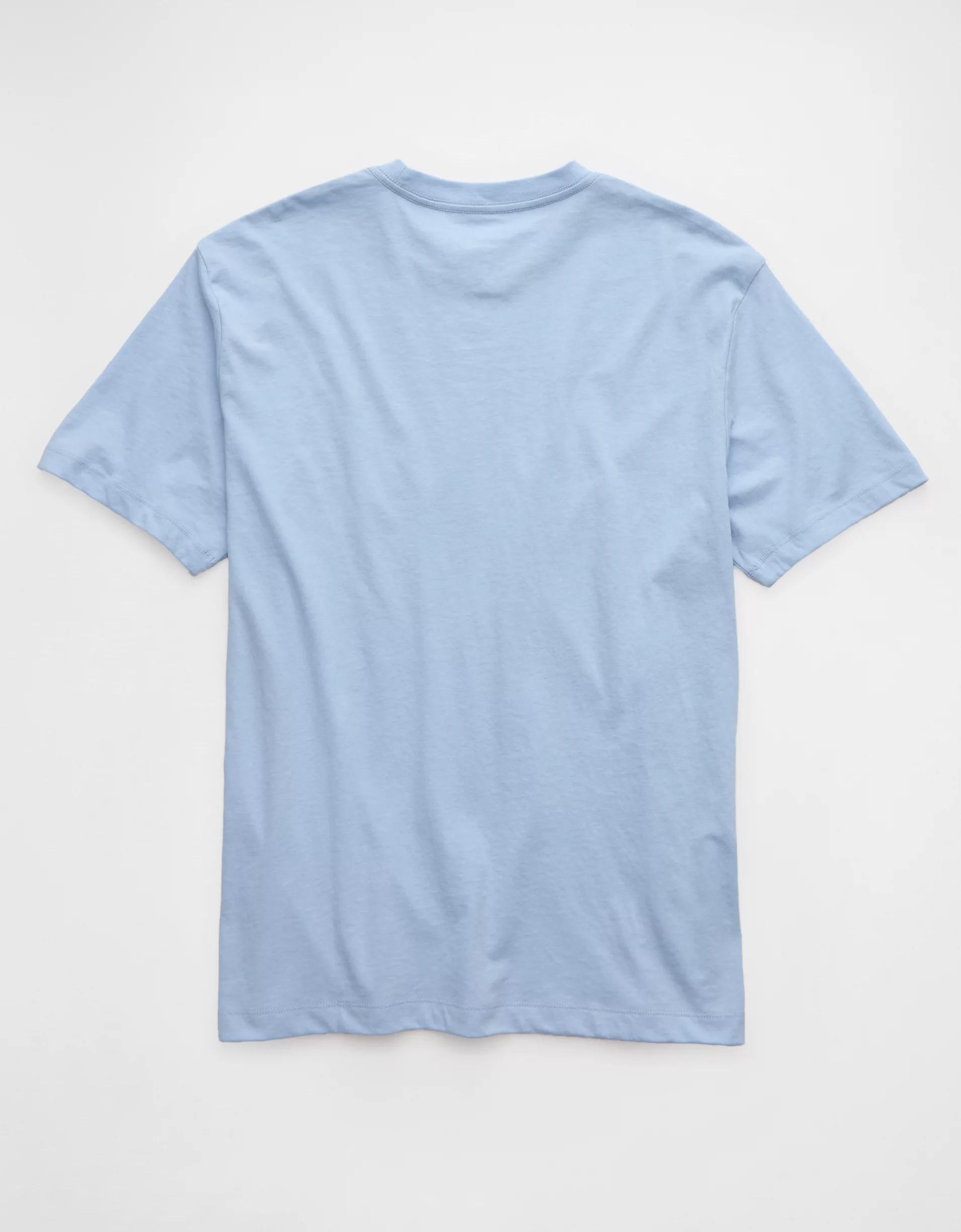 AE Lightweight Icon T-Shirt Men's Product Image