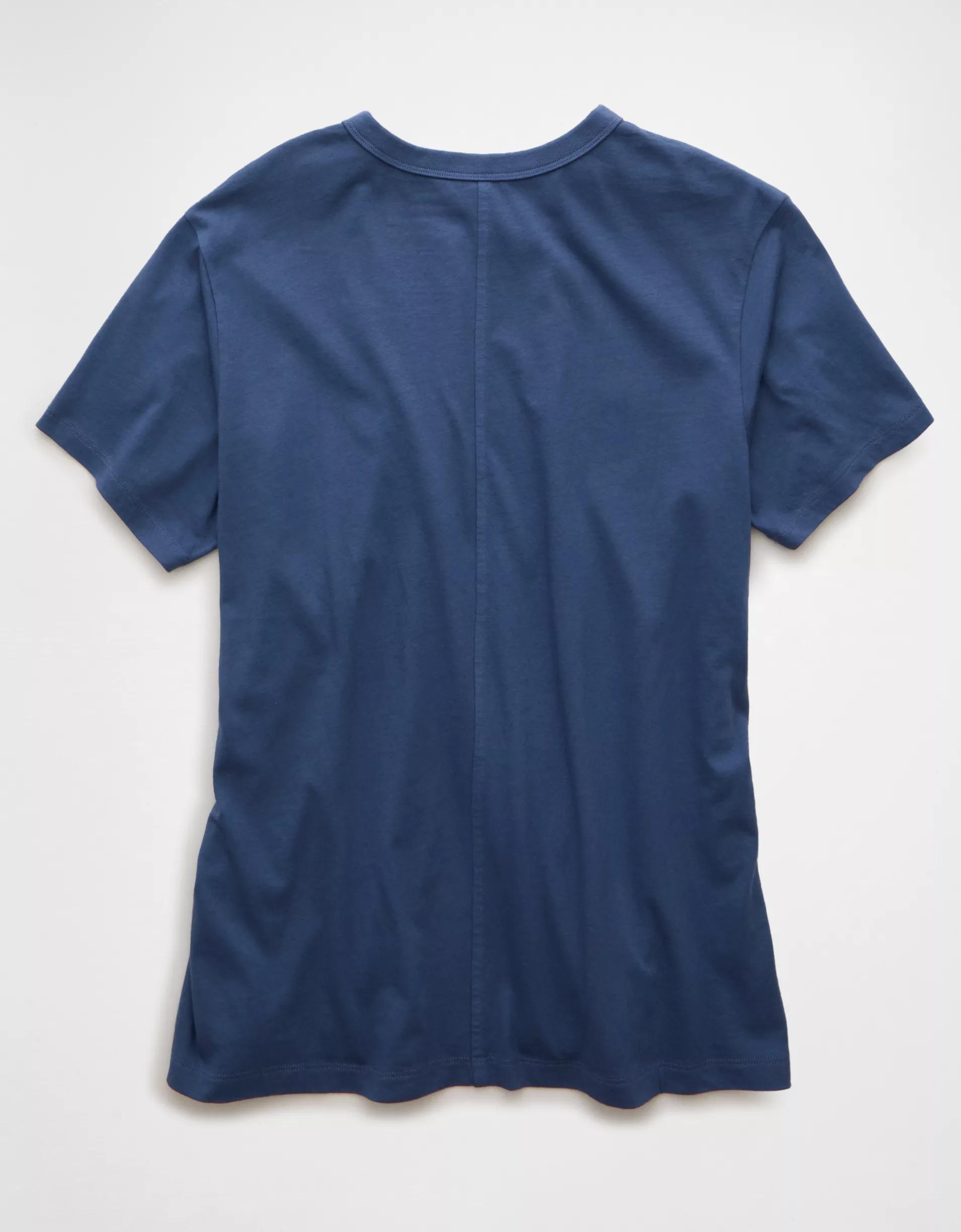 AE x The Summer I Turned Pretty Graphic T-Shirt Product Image