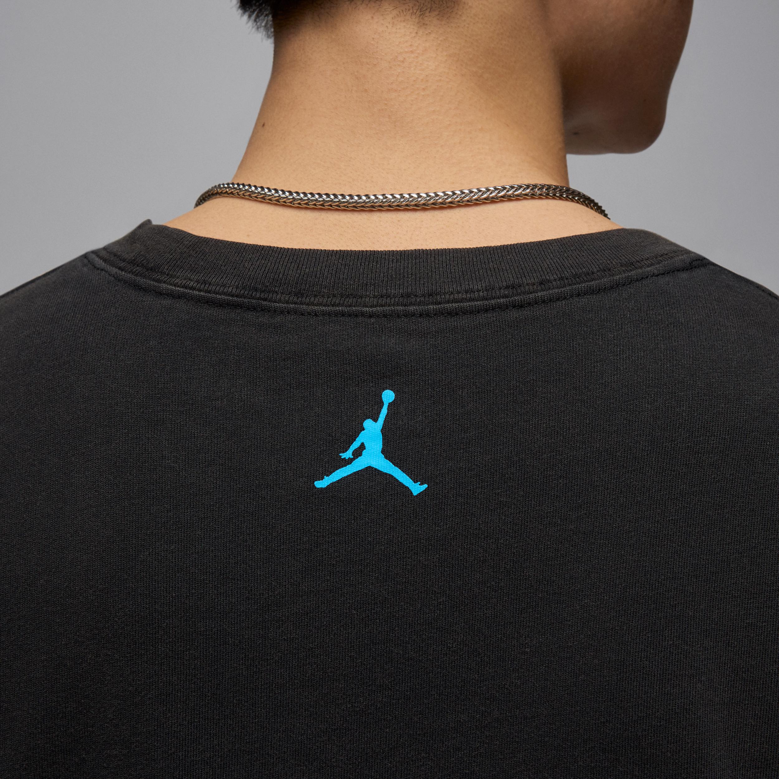 Men's Jordan Flight Essentials Graphic T-Shirt Product Image