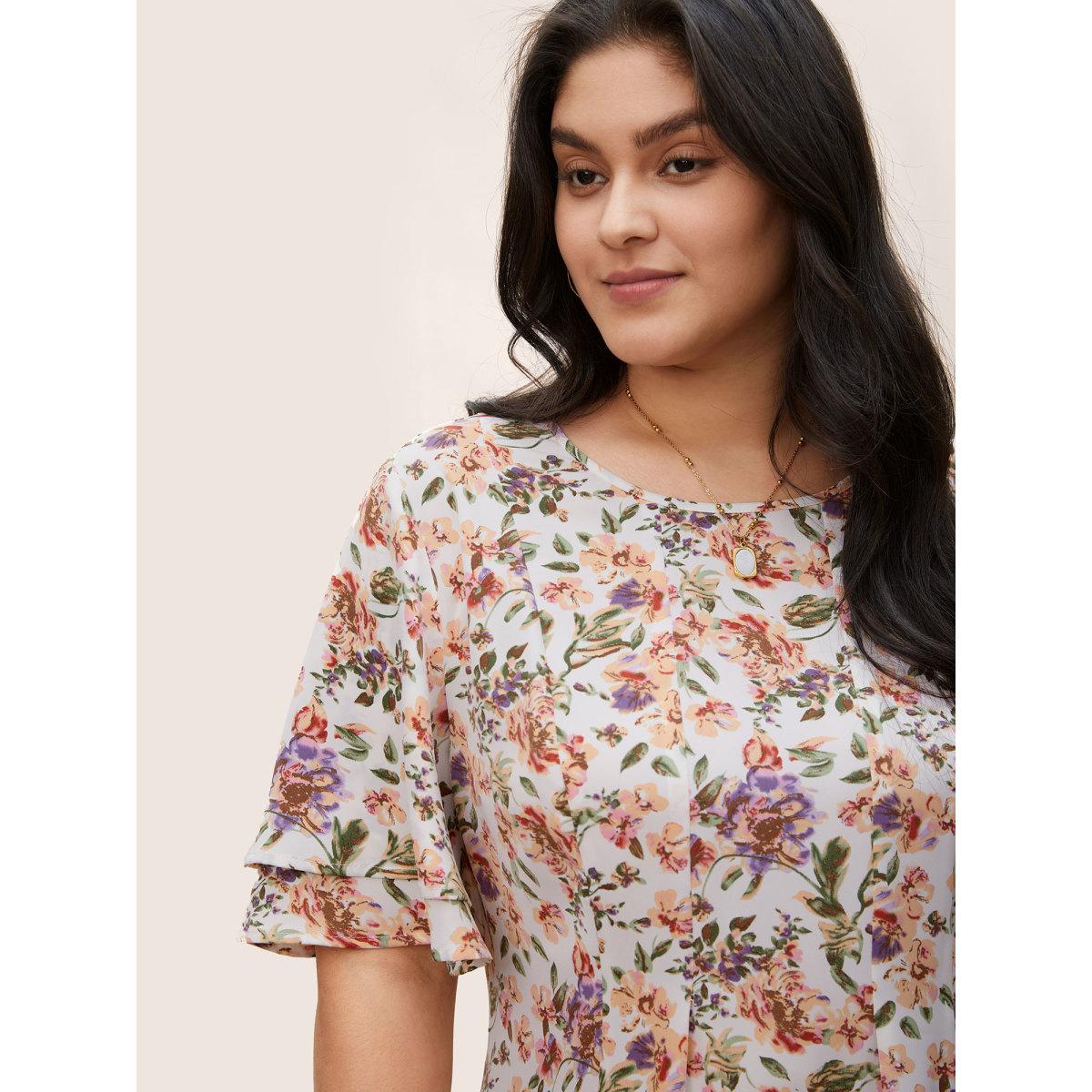 Plus Size Ivory Floral Print Tiered Flutter Sleeve Blouse Women Elegant Half Sleeve Round Neck Everyday Blouses BloomChic 22-24/3X Product Image