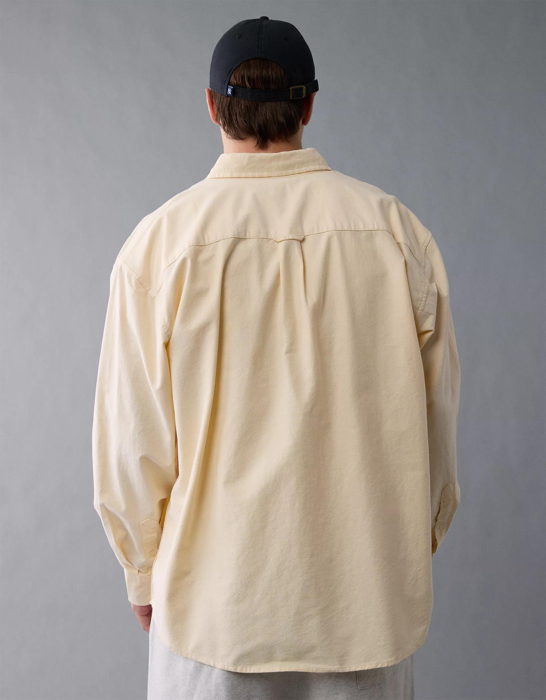 AE Everyday Relaxed Oxford Button-Up Shirt Product Image