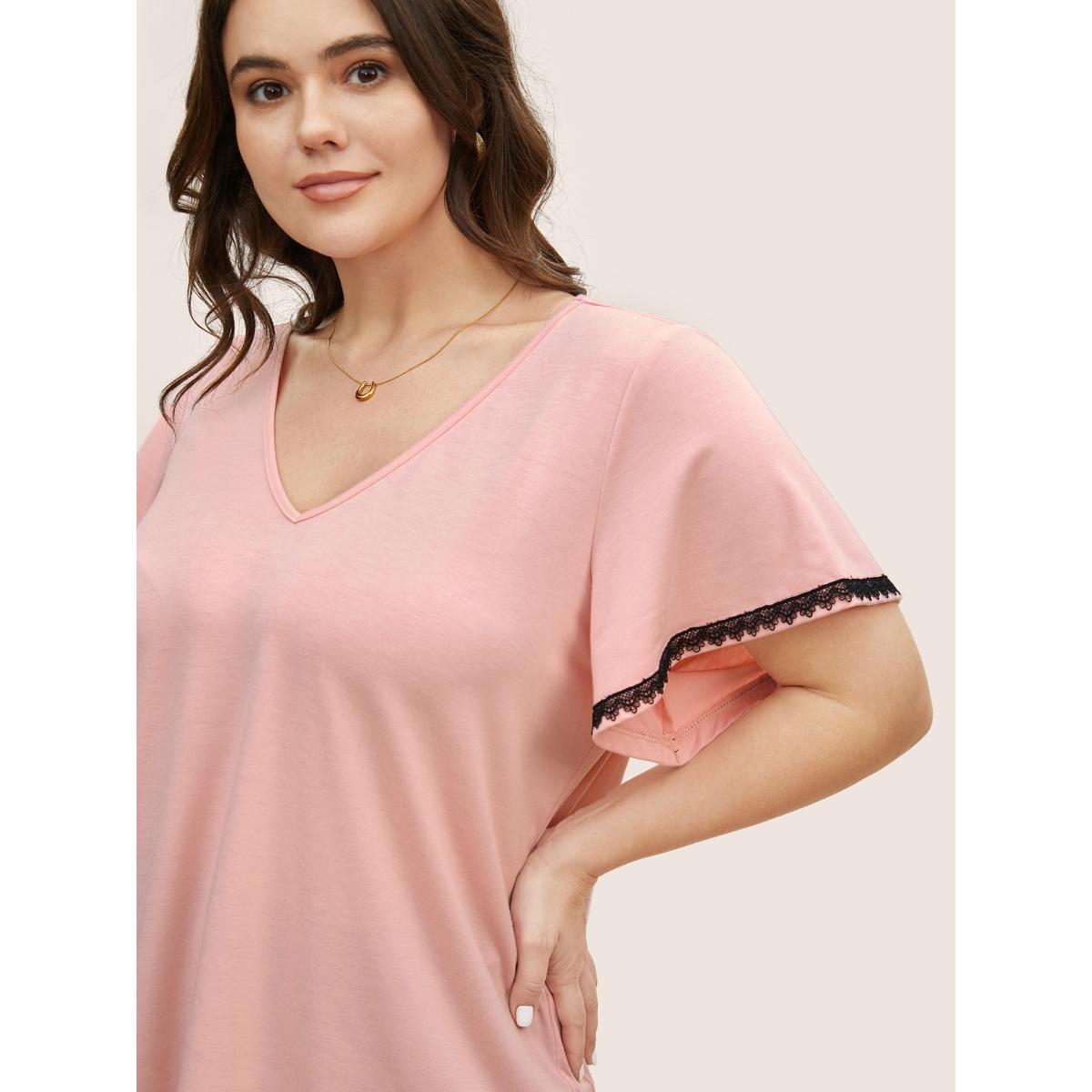 Plus Size V Neck Contrast Lace Flutter Sleeve T-shirt Nudepink Women Casual Contrast V-neck Everyday T-shirts BloomChic 18-20/2X Product Image