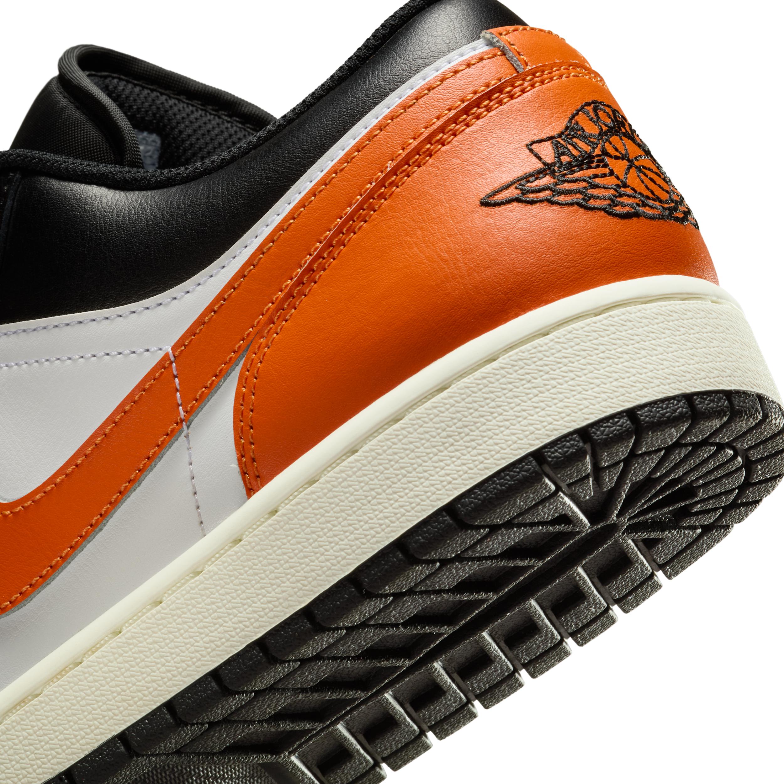 Mens Air Jordan 1 Low Shoes | 553558-081 Product Image