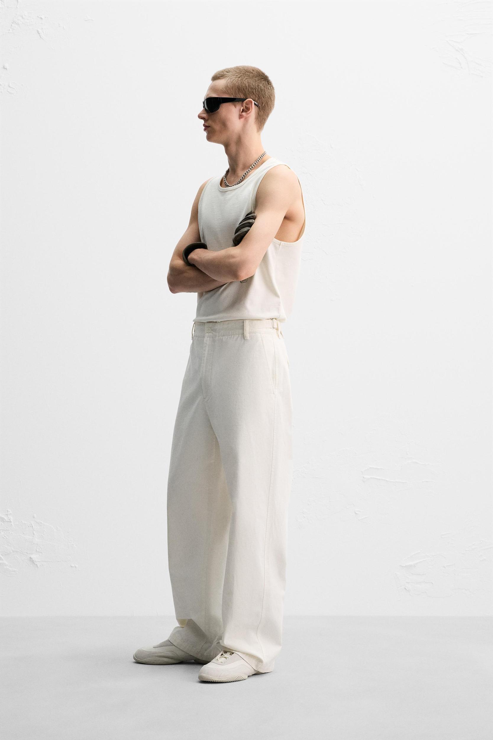 TANK TOP LIMITED EDITION Product Image