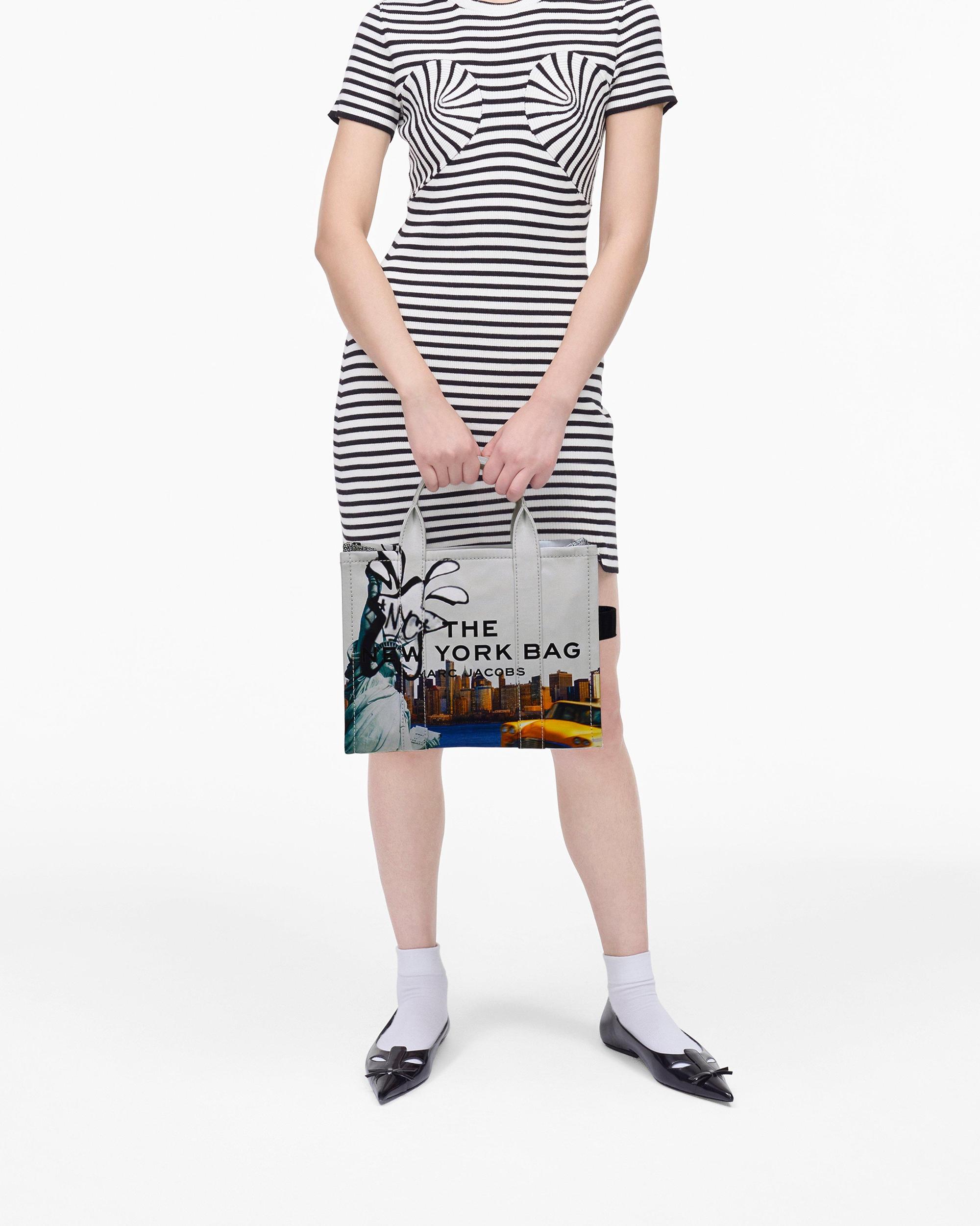 The Leather Medium Tote Bag Product Image