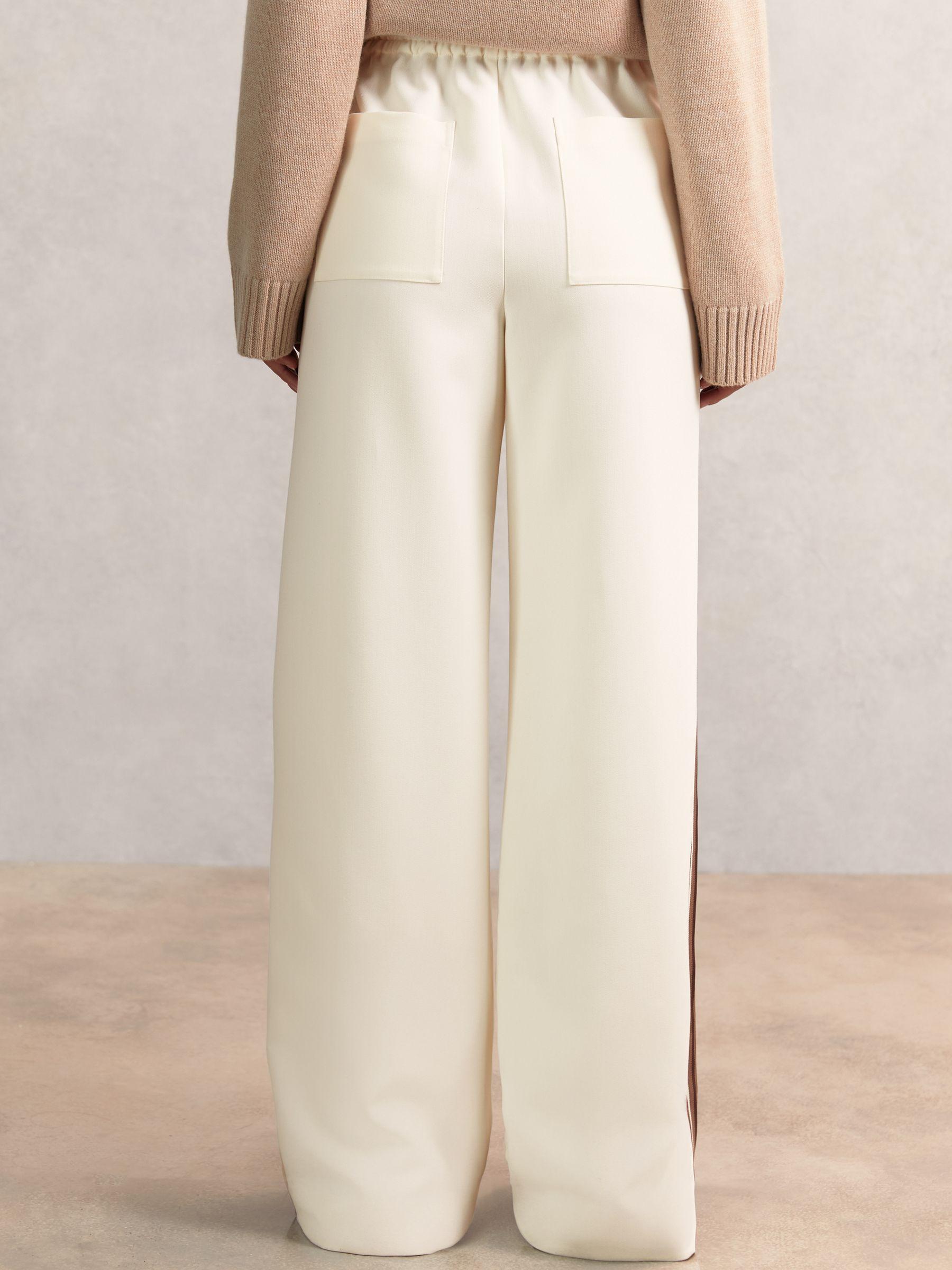 Petite Mid-Rise Straight-Leg Jeans in Mid Blue Product Image