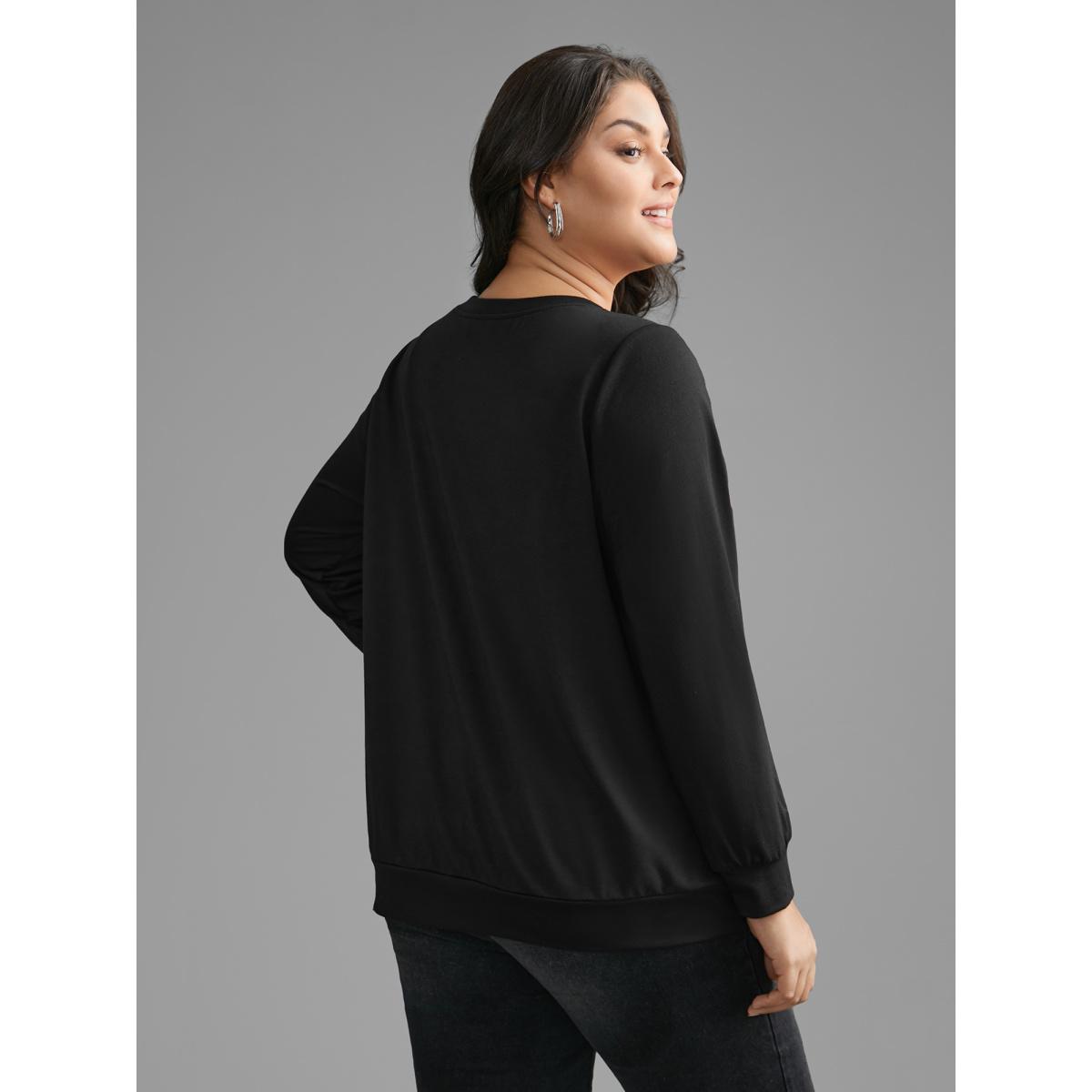 Plus Size Crew Neck Heart Print Sweatshirt Women Black Casual Non Round Neck Everyday Sweatshirts BloomChic 14-16/1X Product Image